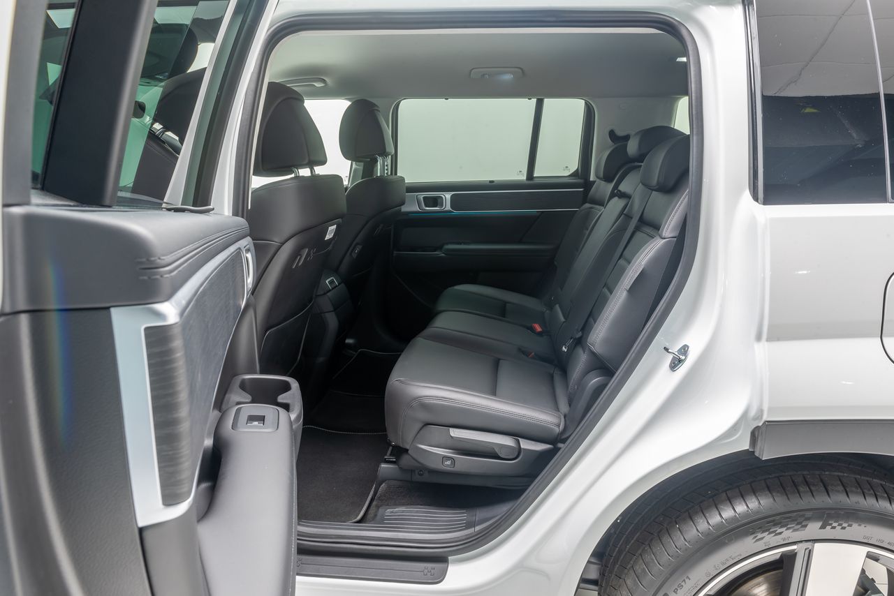 Hyundai Santa Fe TECNO 1.6T HEV 215 CV 5P 7 PLAZAS - Foto 2
