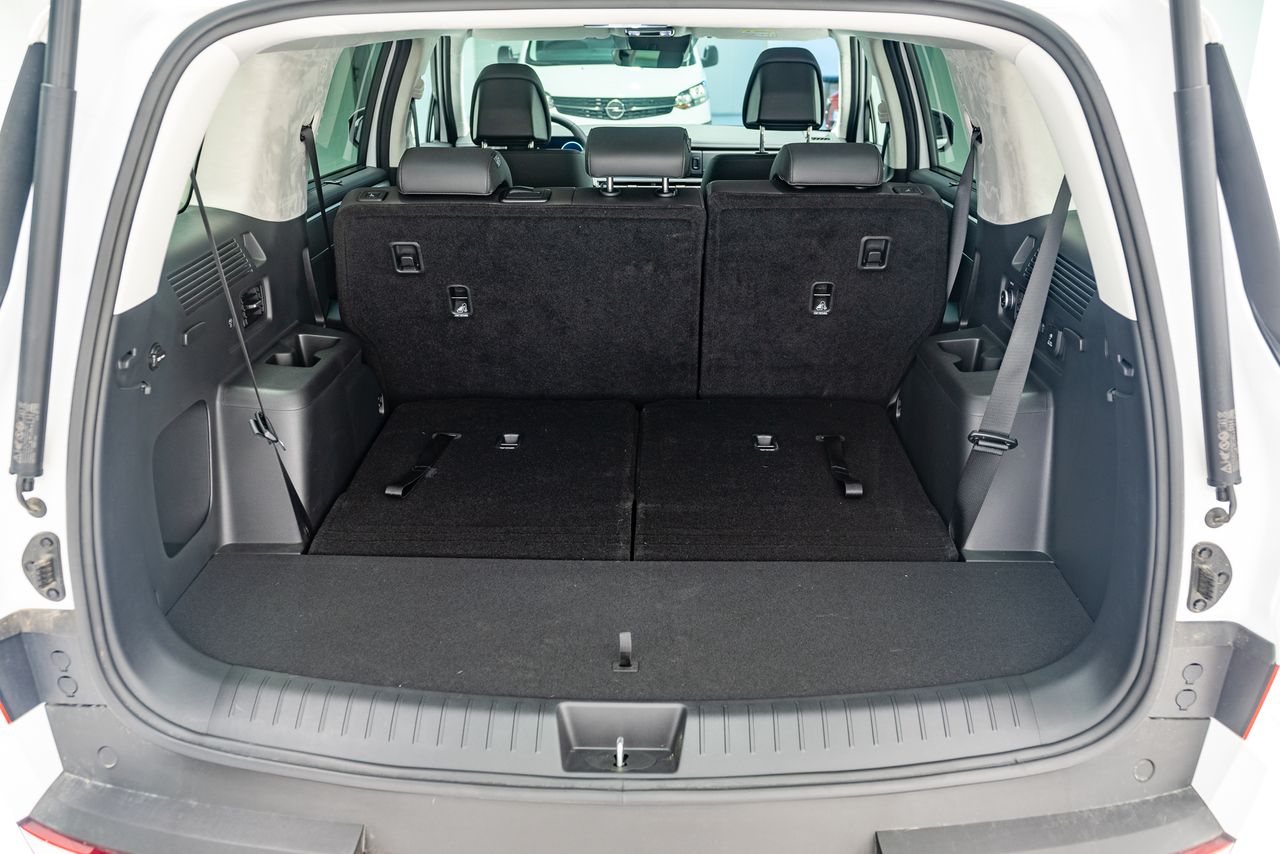 Hyundai Santa Fe TECNO 1.6T HEV 215 CV 5P 7 PLAZAS - Foto 2