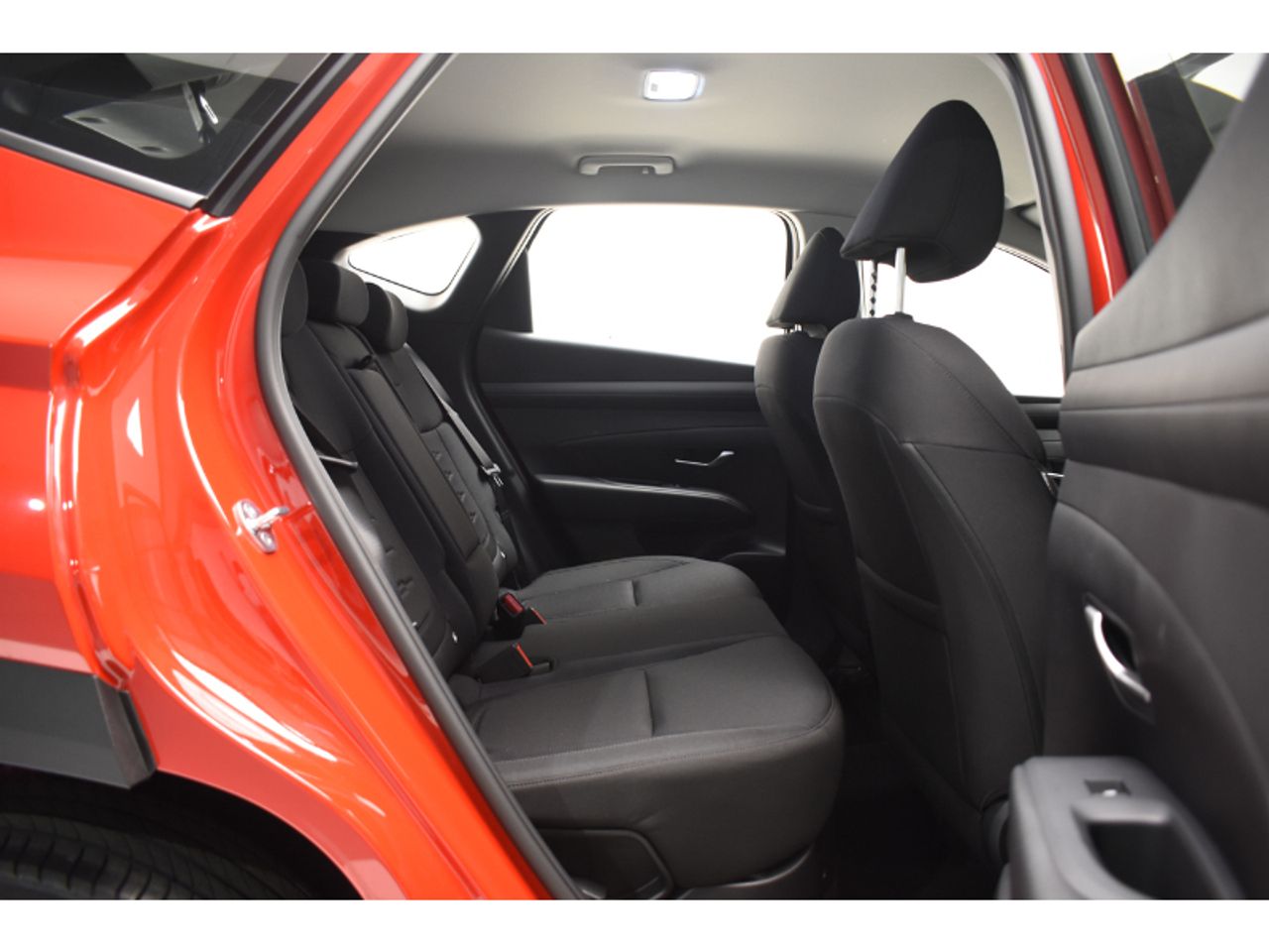 Hyundai Tucson MAXX 1.6 TGDI 150 CV 5P - Foto 2