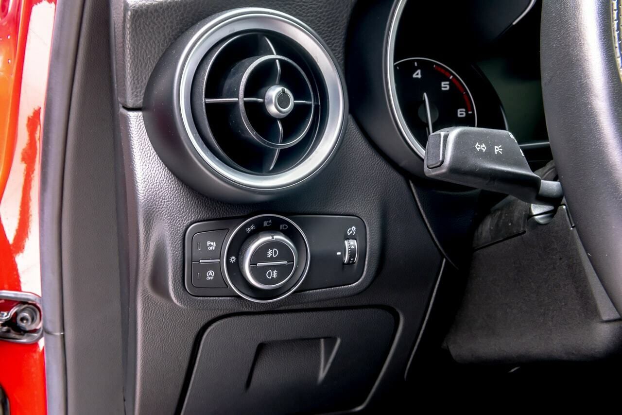 Alfa Romeo Stelvio TI 2.2 D TURBO 210 CV AUTO 4WD 5P - Foto 2