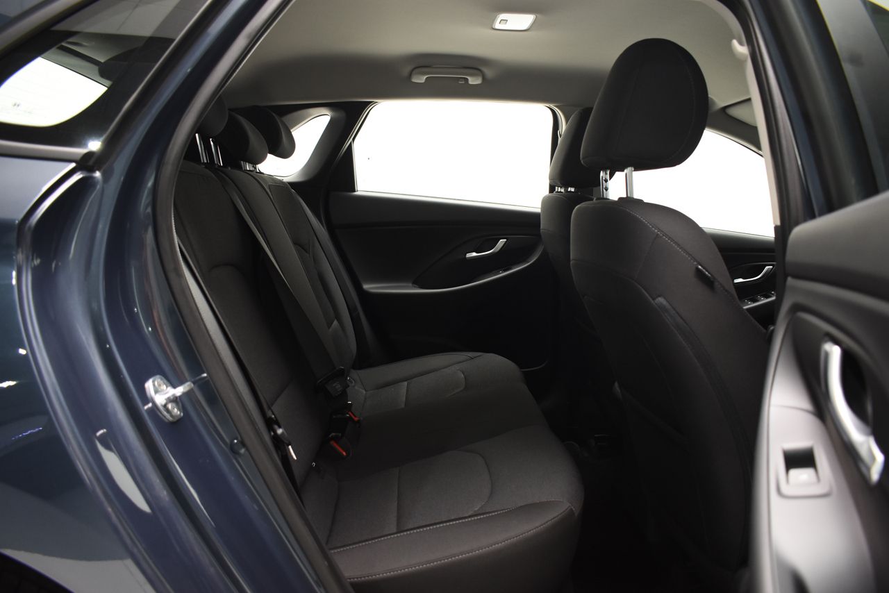 Hyundai i30 KLASS 1.0 TGDI 48V LR 120 CV 5P - Foto 2