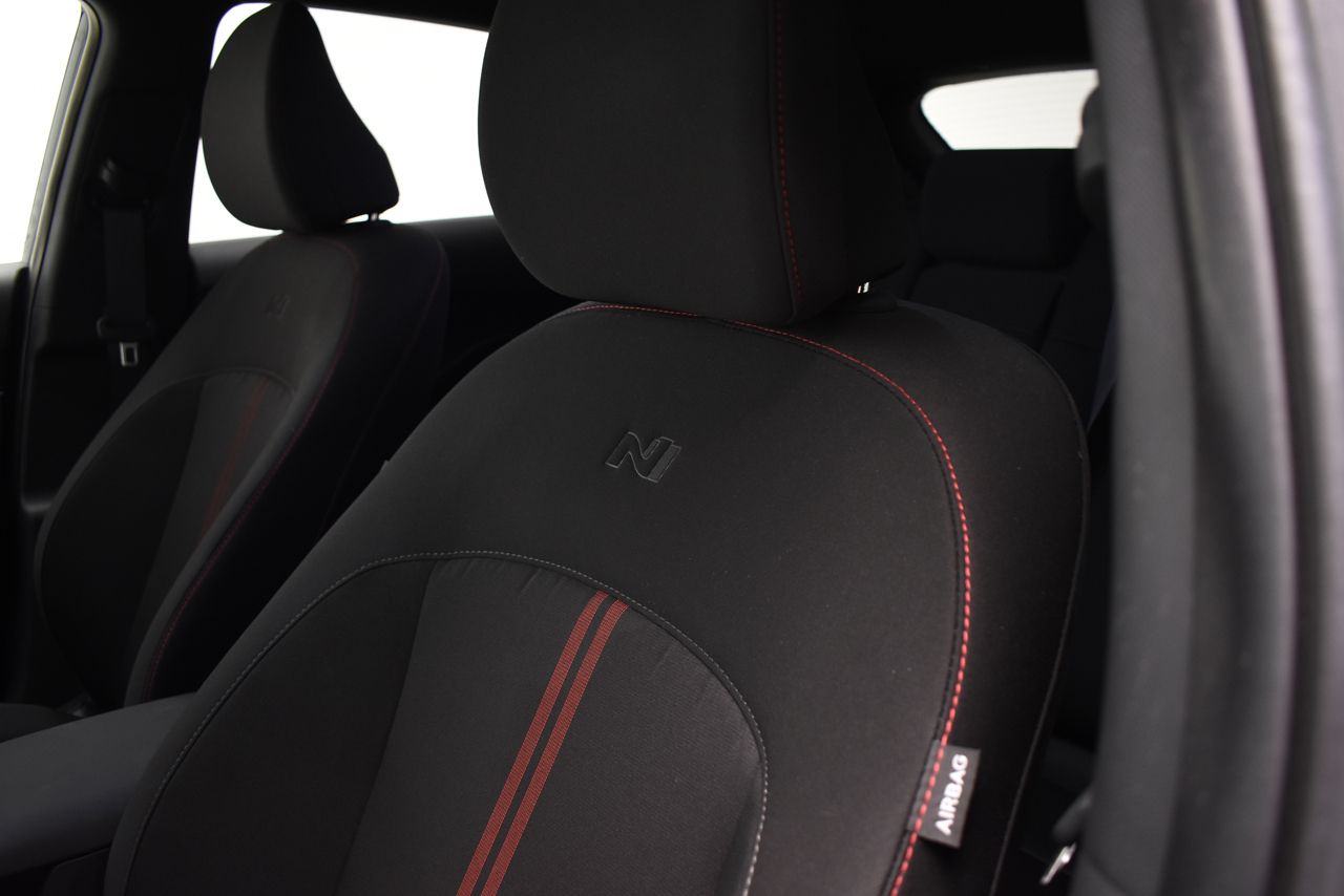 Hyundai Kona N LINE BEV 65KWH 150KW 204 CV 5P - Foto 2