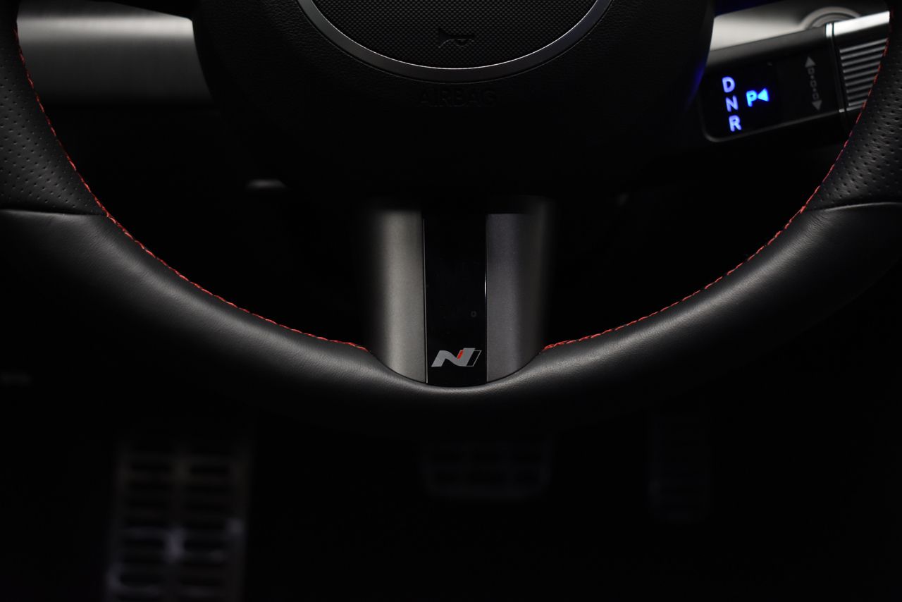 Hyundai Kona N LINE BEV 65KWH 150KW 204 CV 5P - Foto 2