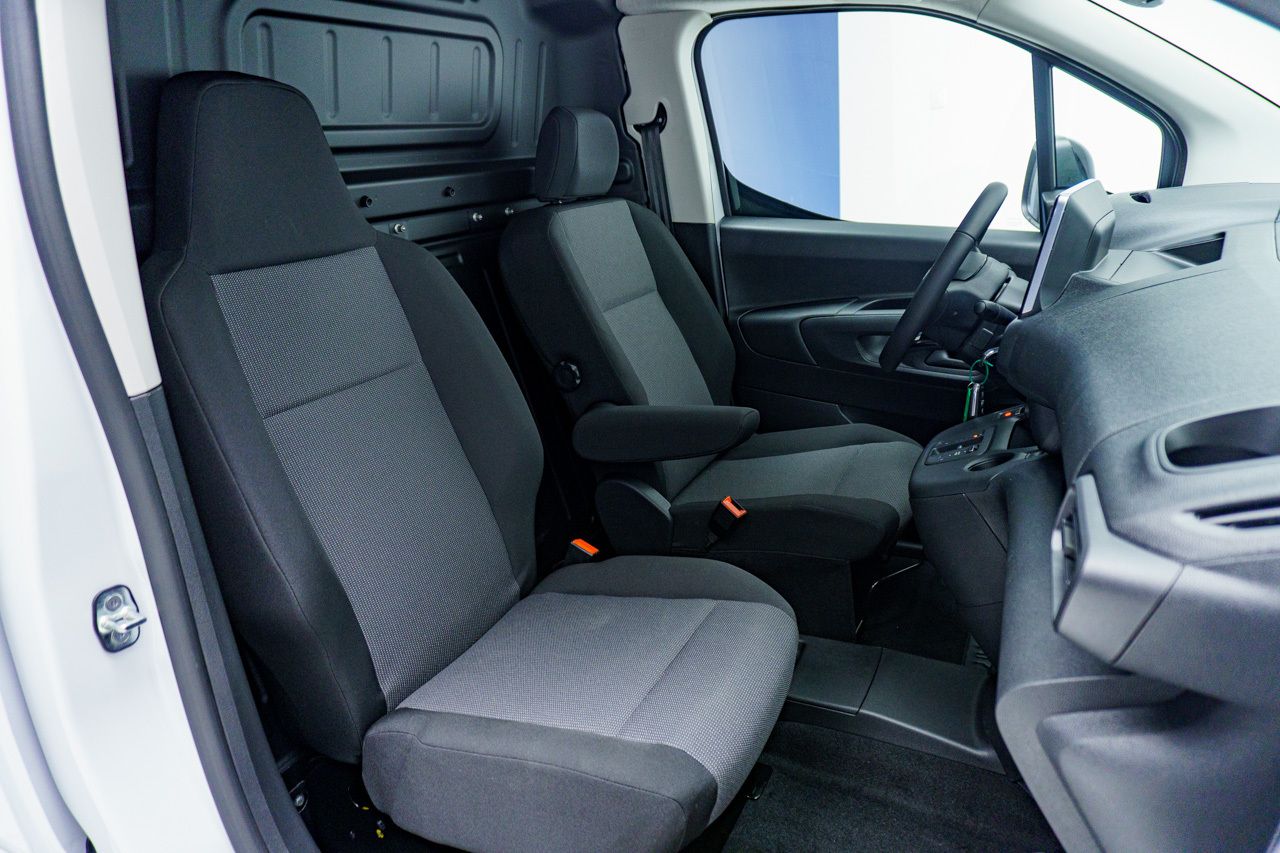 Fiat Doblò BEV 50KWH PACK STYLE 136 CV 5P - Foto 2
