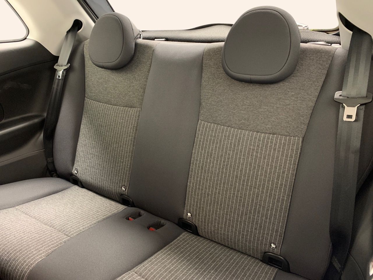 Fiat 500 -E ICON BEV 42KWH 118 CV 3P - Foto 2