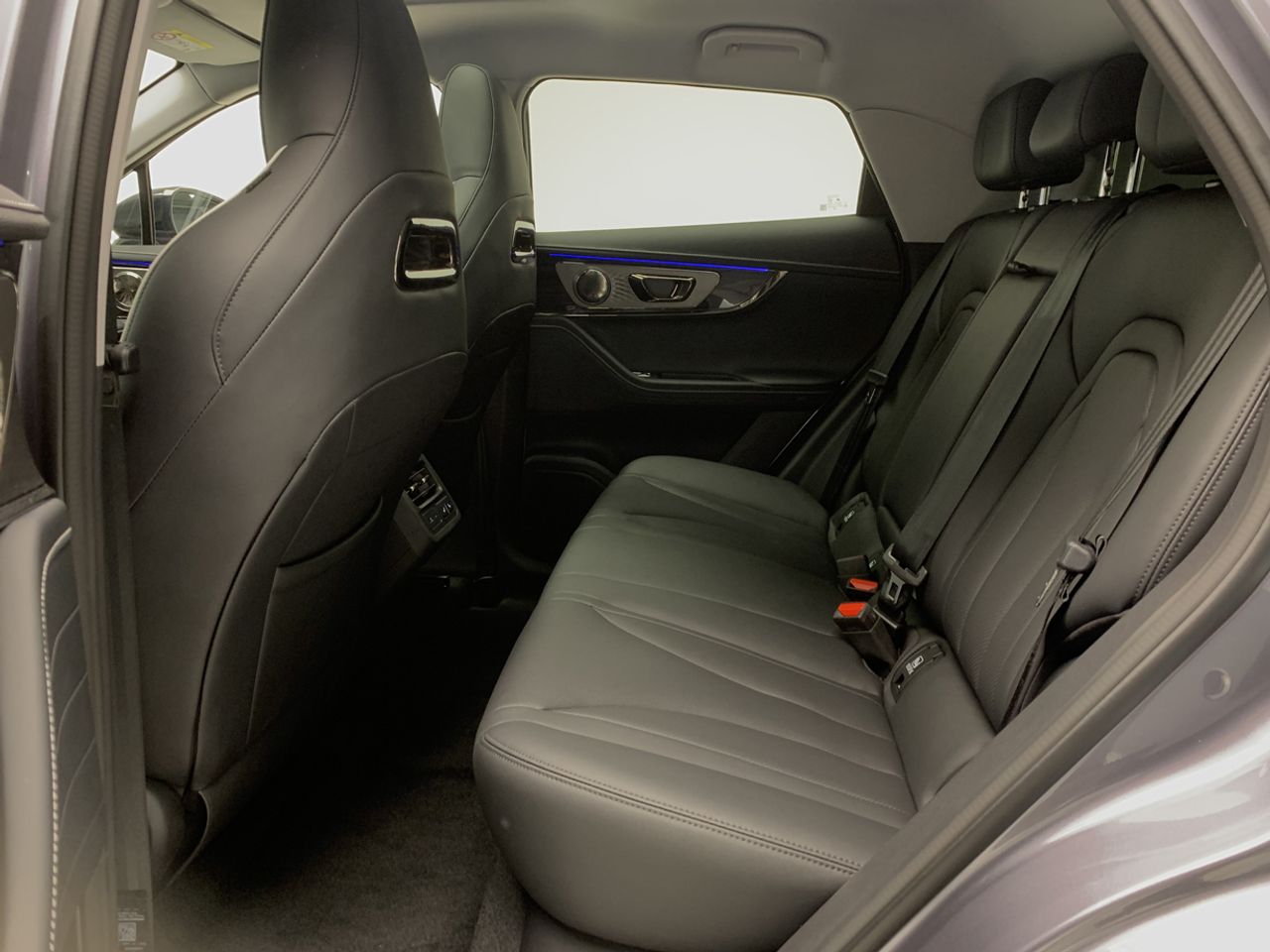 Omoda 5 5 PREMIUM EV BEV 61KWH 204 CV 5P - Foto 2