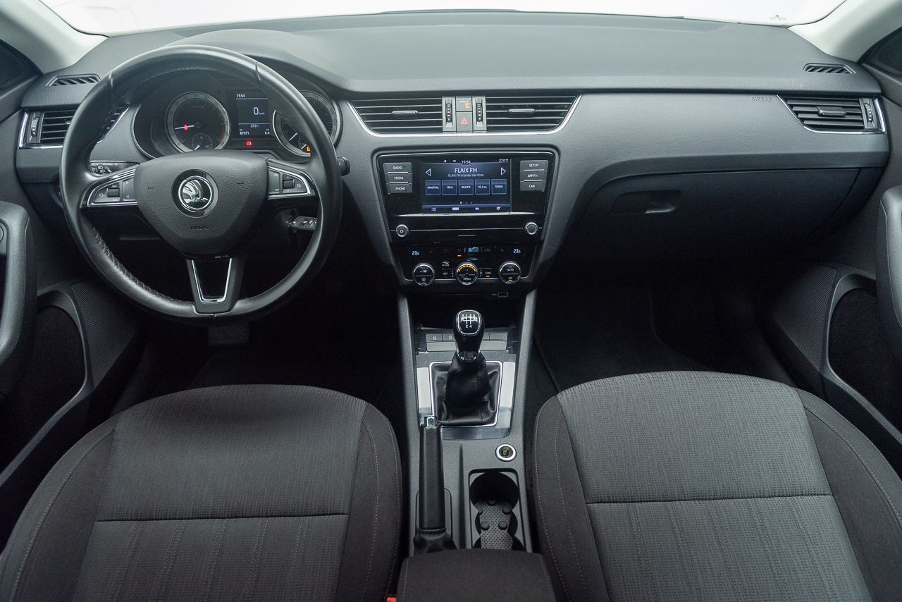 Skoda Octavia AMBITION 1.6 TDI 115 CV 5P - Foto 2