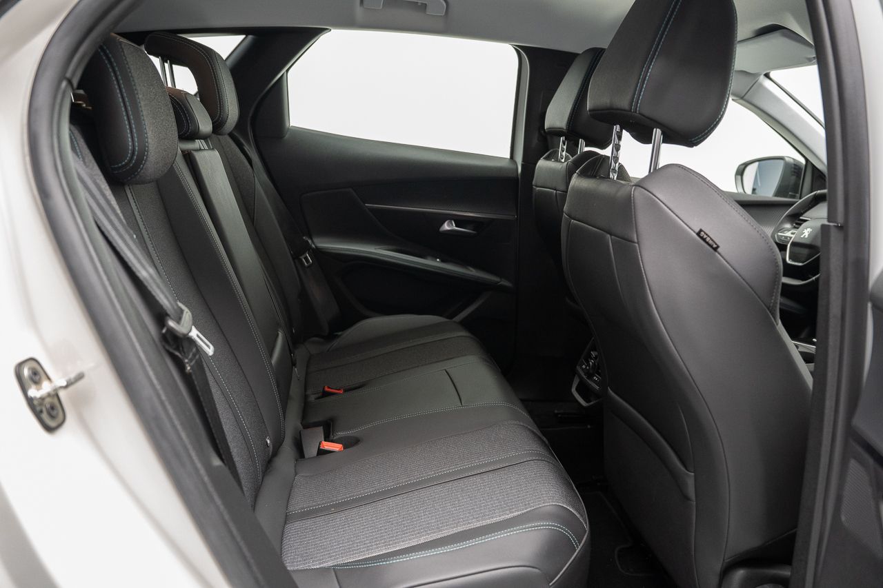 Peugeot 3008 N 3008 ALLURE PACK 1.6 HYBRID 225 CV E-EAT8 5P - Foto 2