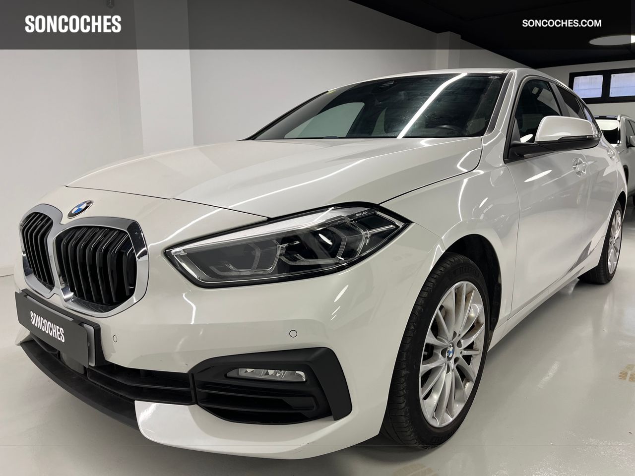 Videncia es espejo donde  - bmw serie 1 2020 /