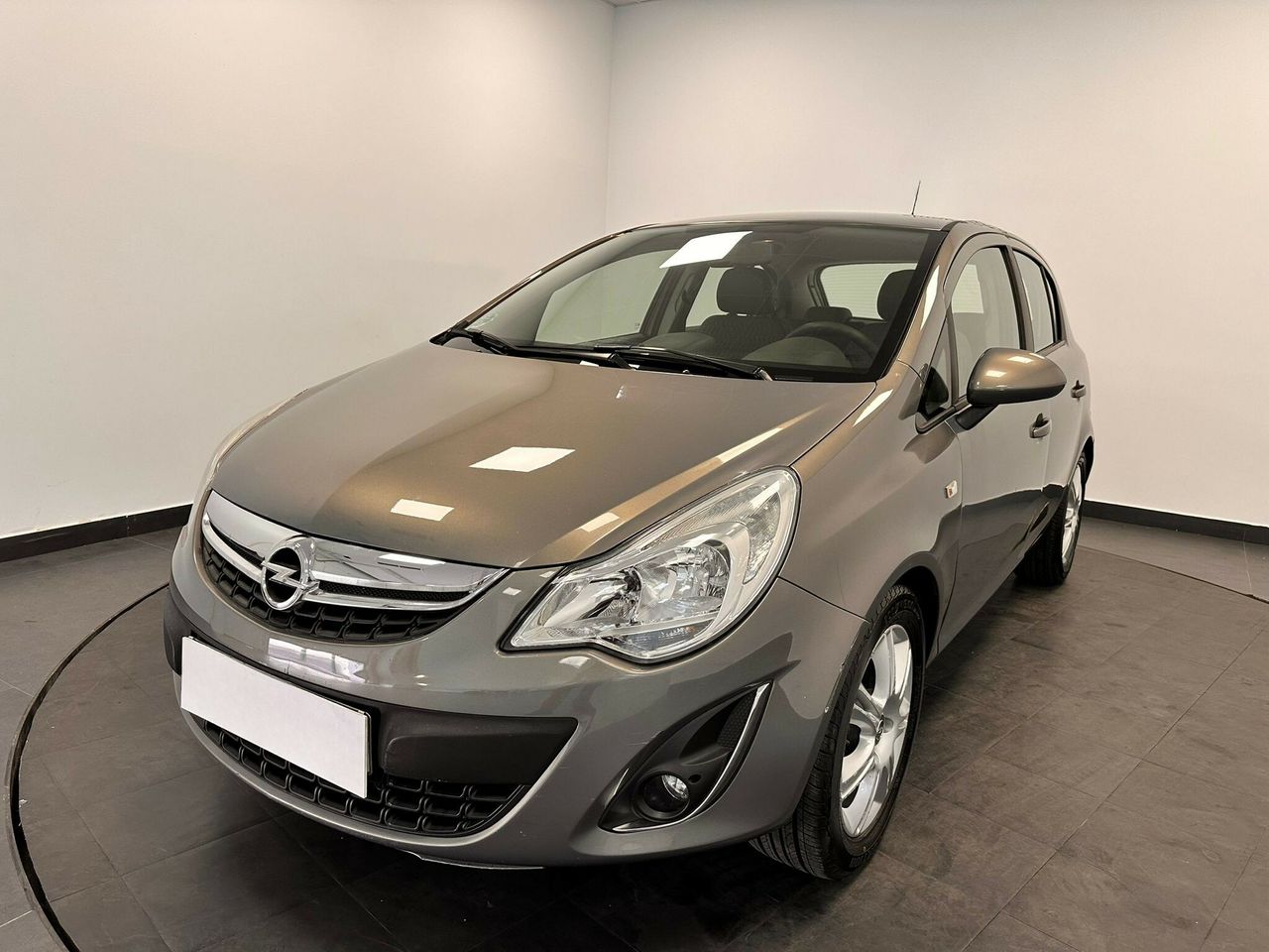 opel corsa 2011 /