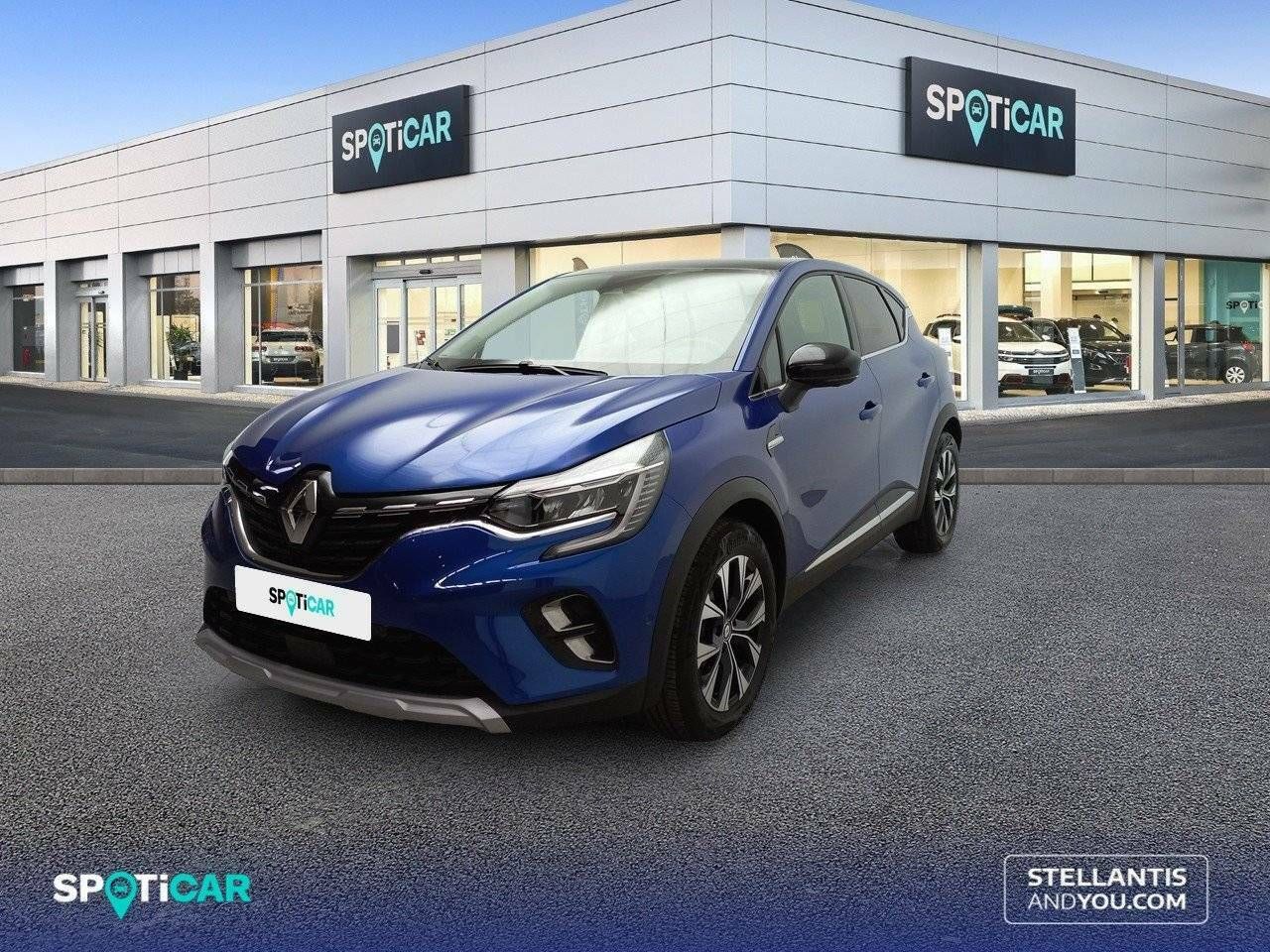renault captur 2023 /
