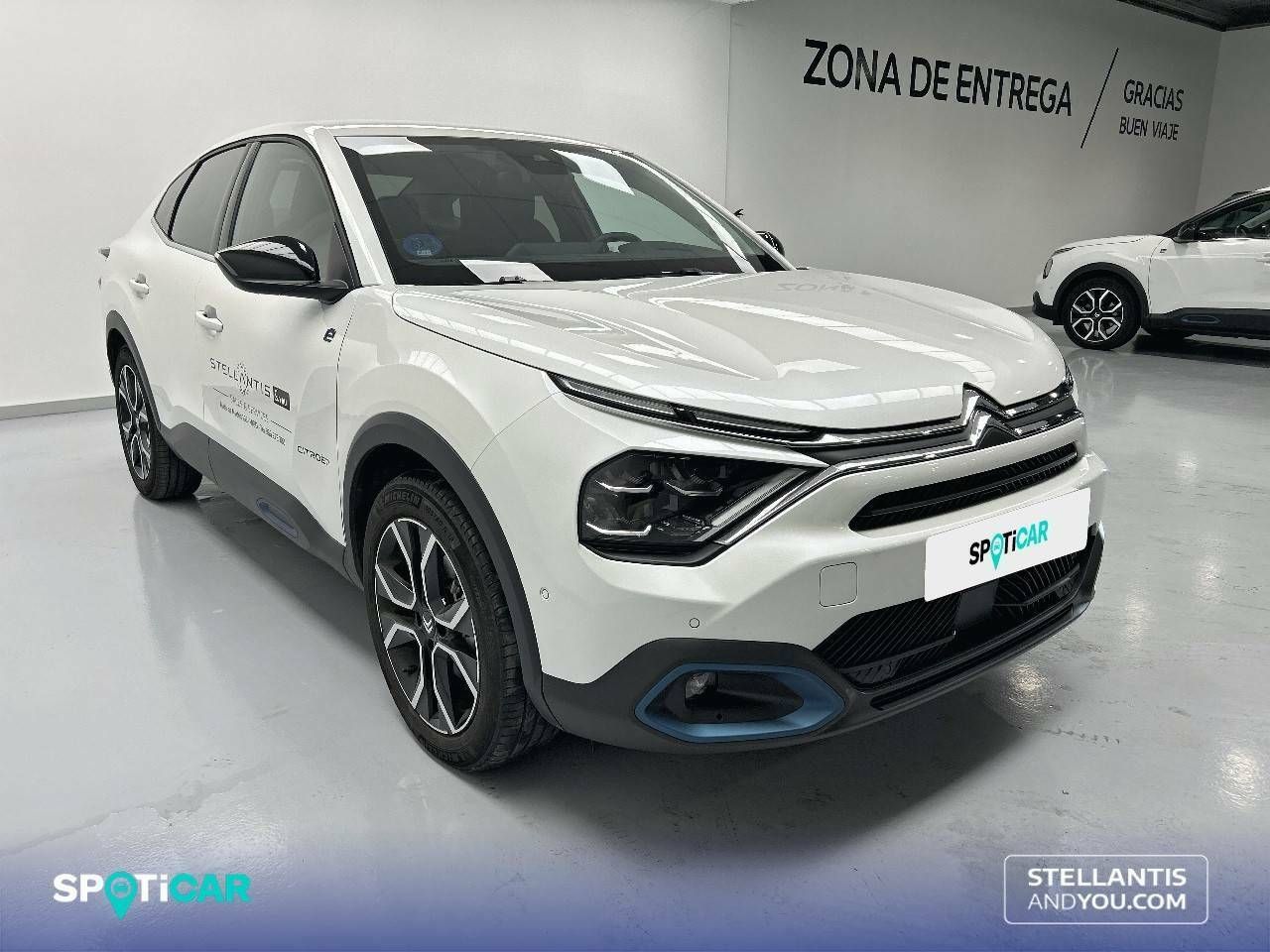 citroën c4 x 2024 / foto grande (3)
