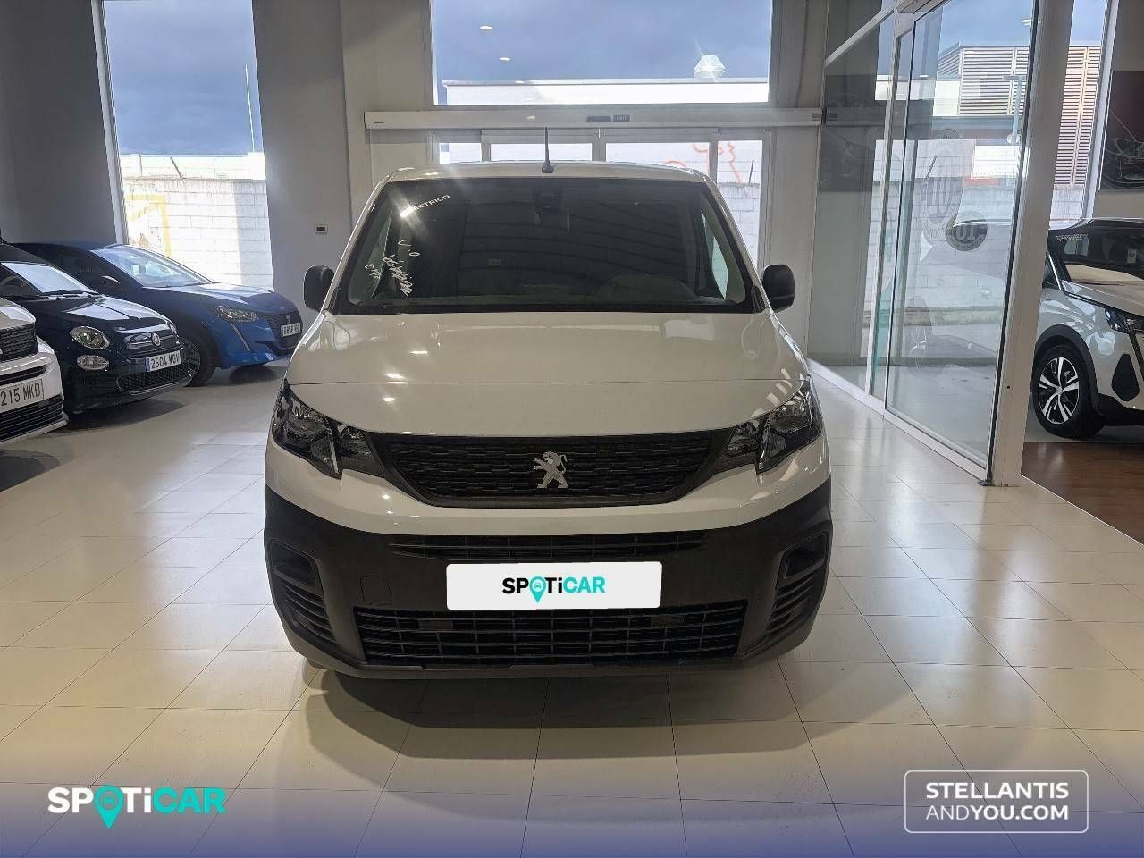peugeot partner 2023 / foto grande (2)