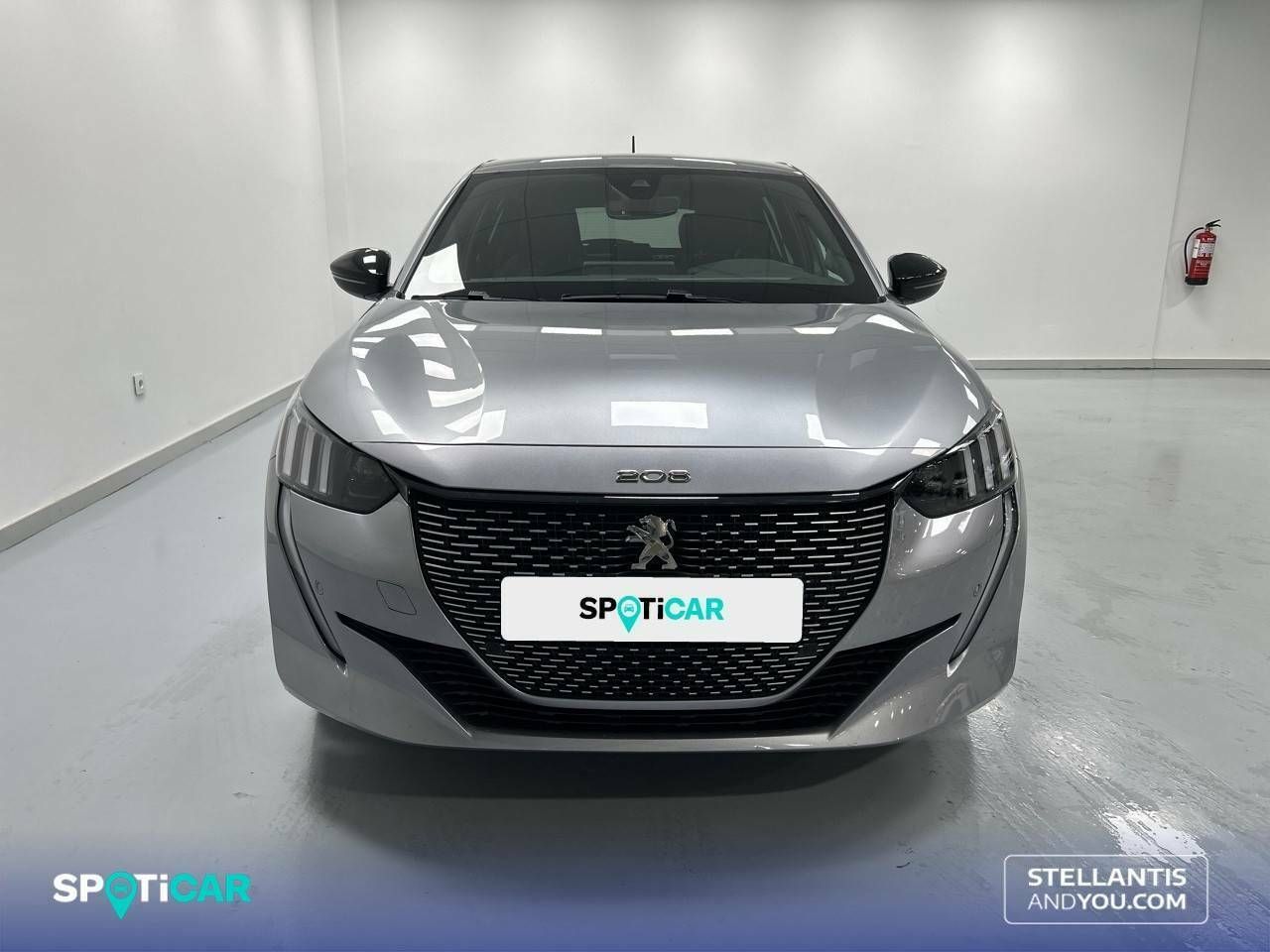 peugeot 208 2023 / foto grande (2)
