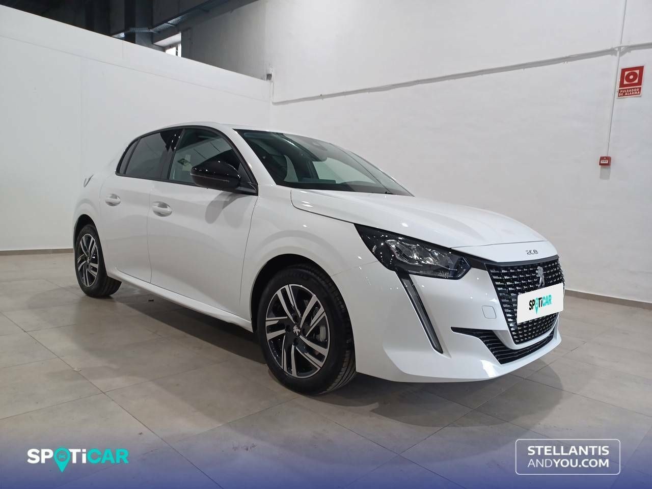 peugeot 208 2023 / foto grande (3)
