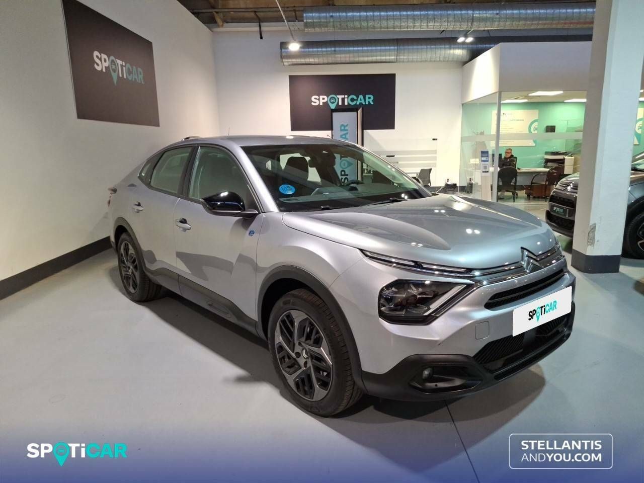 citroën c4 x 2024 / foto grande (3)