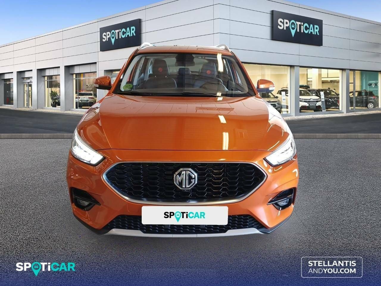 mg zs 2023 / foto grande (2)