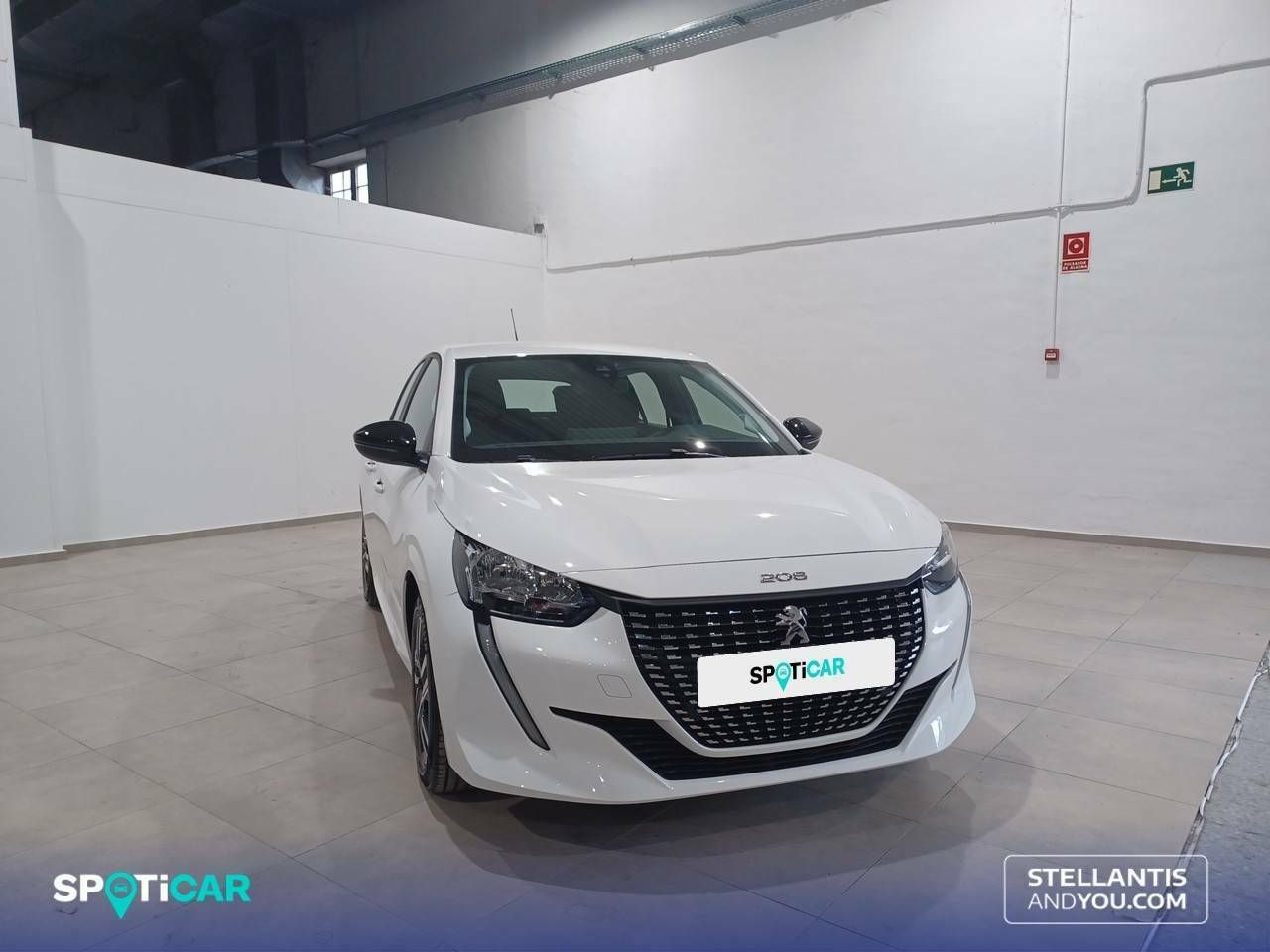 peugeot 208 2023 / foto grande (3)