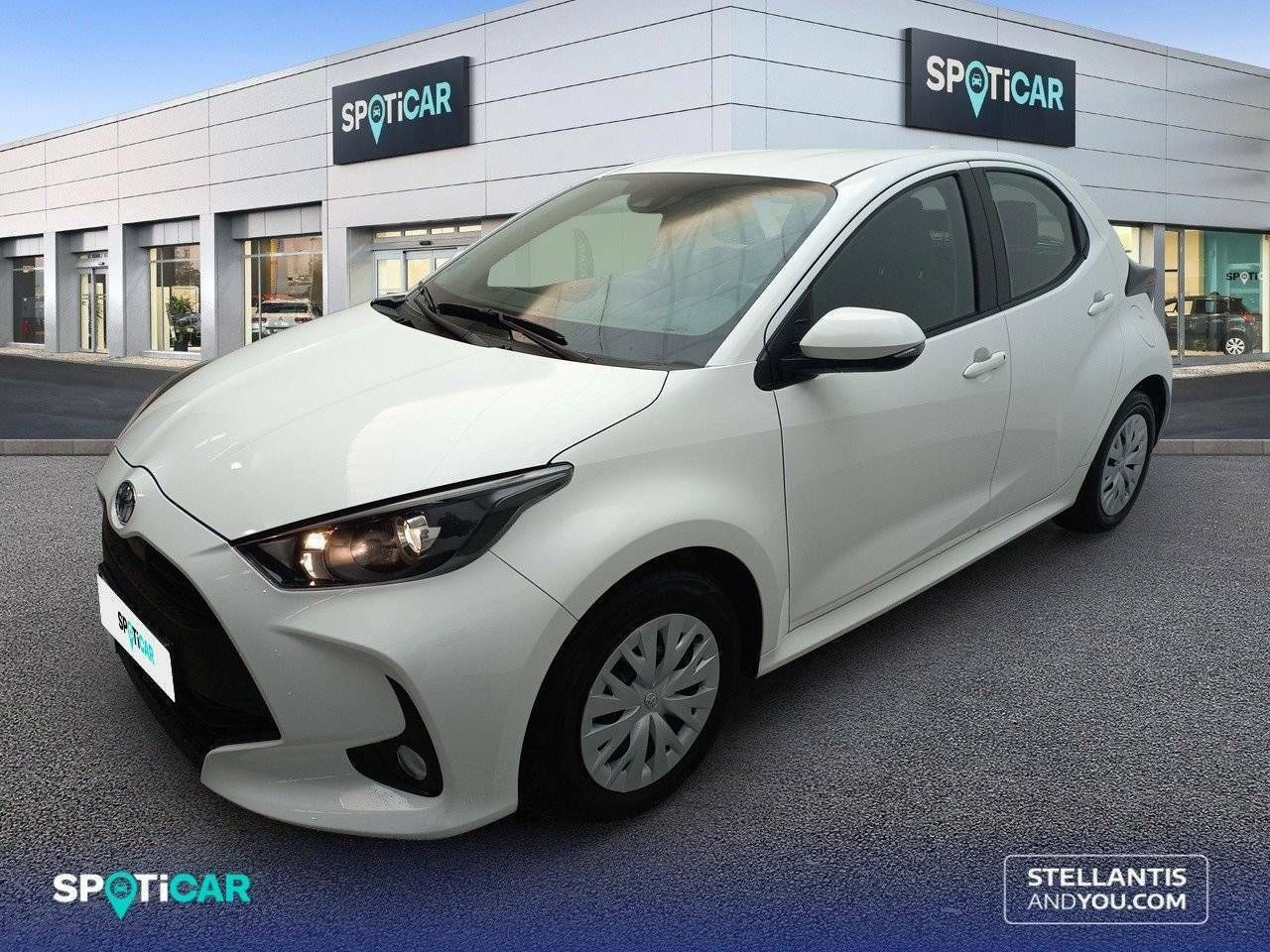 Foto toyota yaris 2022 /