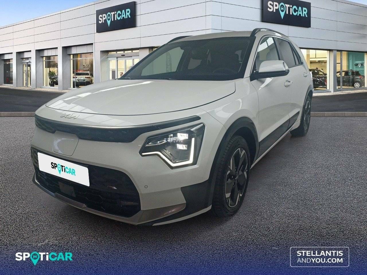 kia niro 2023 /