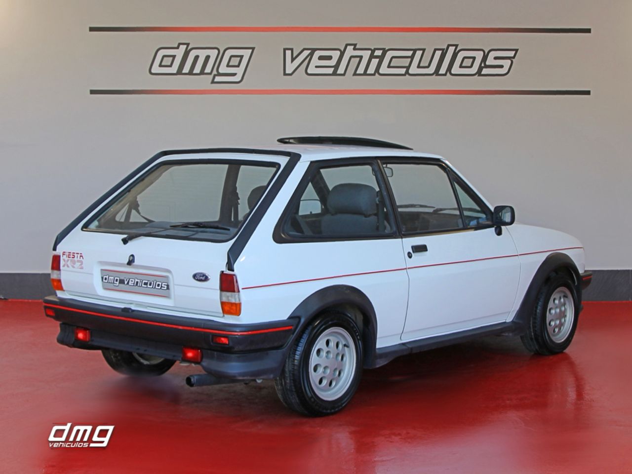 ford fiesta 1986 / foto grande (3)
