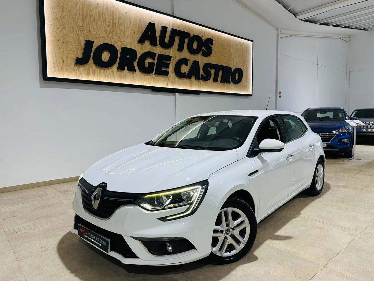 Renault megane blanco  de segunda mano - renault megane 2019 /