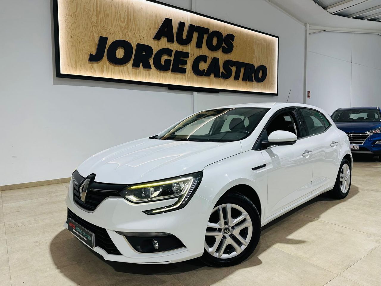 Renault megane blanco  de segunda mano - renault megane 2019 /