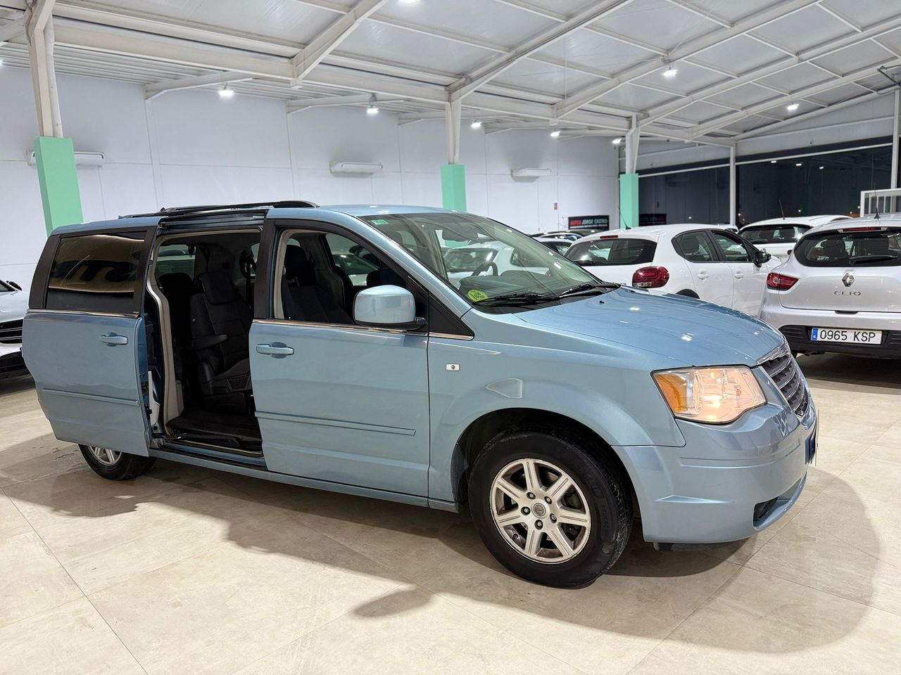 chrysler grand voyager 2009 / foto grande (2)