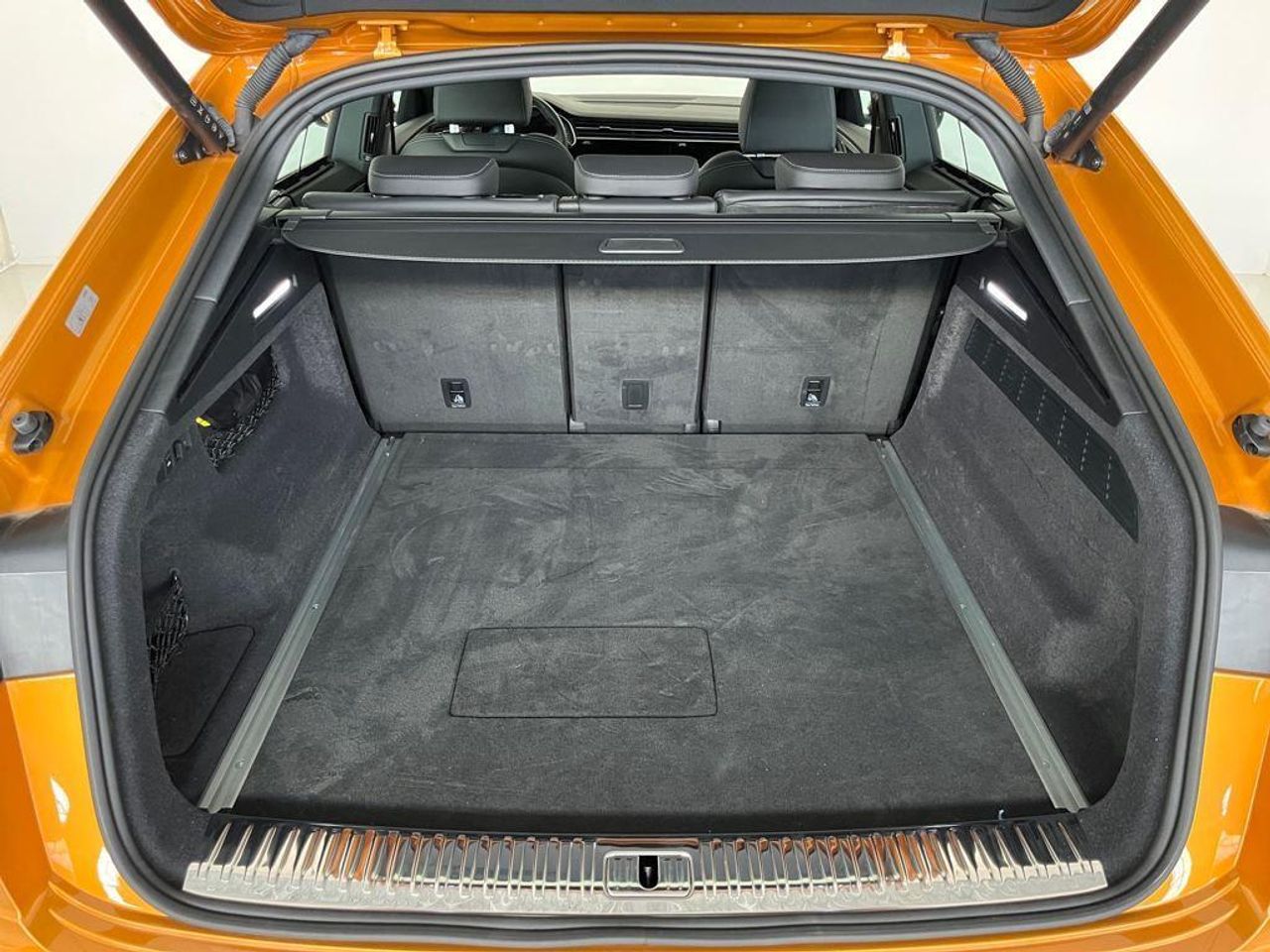 Audi Q8 S line plus 55 TFSIe quattro 280 kW (381 CV) tiptron - foto 10