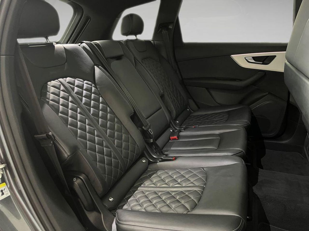 Audi Q7 Black line edition 55 TFSIe quattro 290 kW (394 CV)  - foto 8