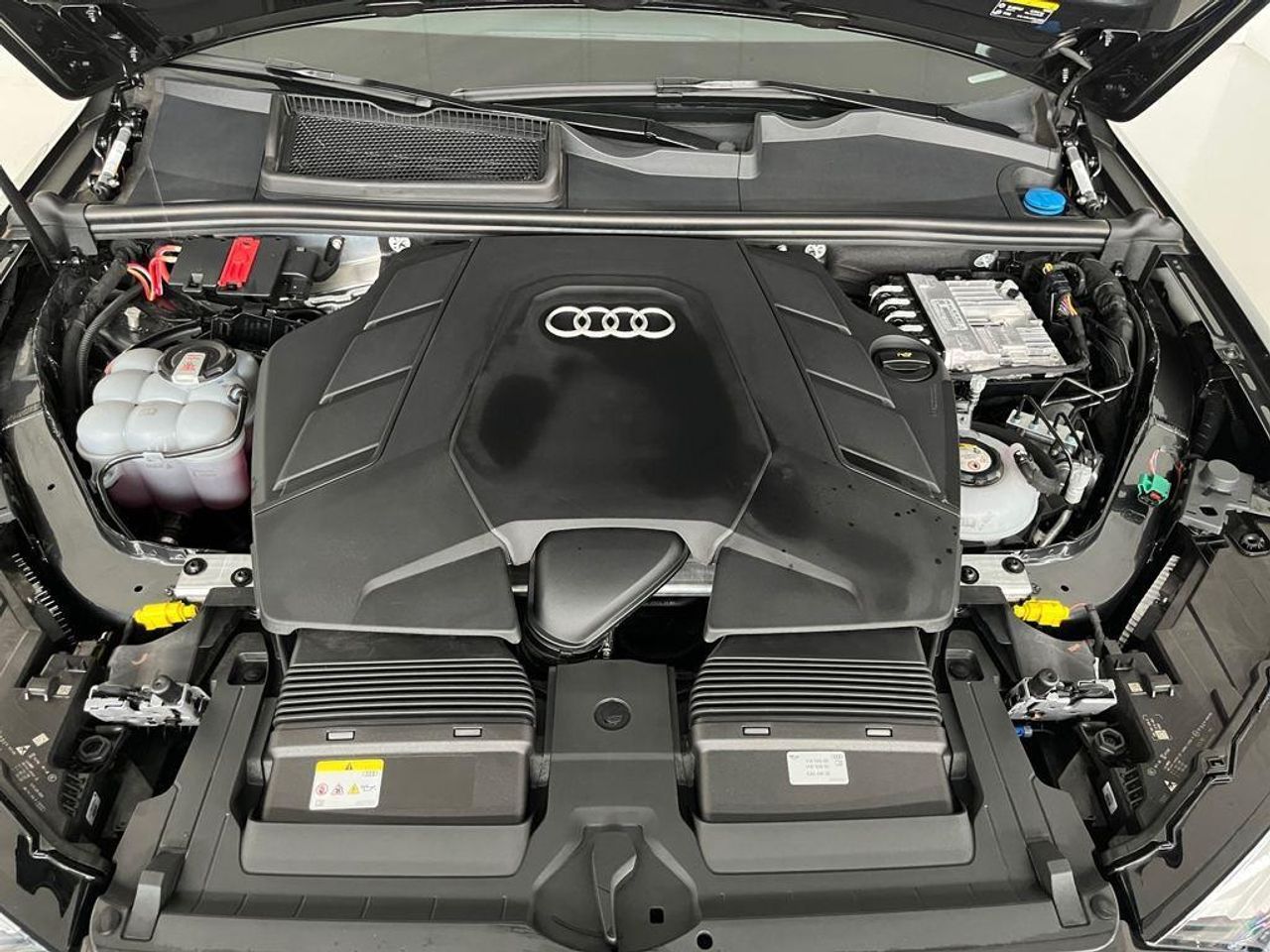 Audi Q7 Black line edition 55 TFSIe quattro 290 kW (394 CV)  - foto 11