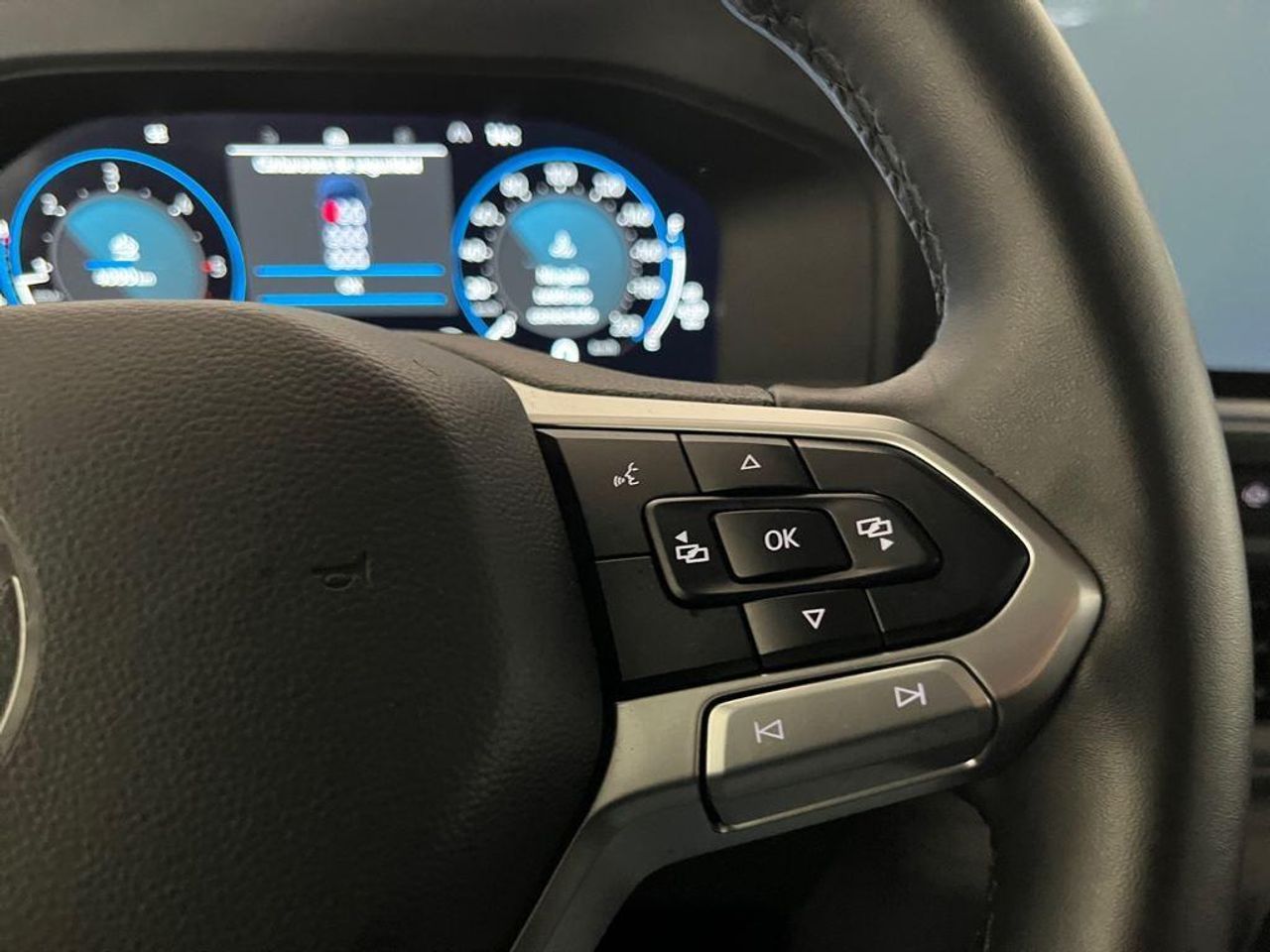 Volkswagen Caravelle Batalla Corta 2.0 TDI BMT 110 kW (150 C - foto 9