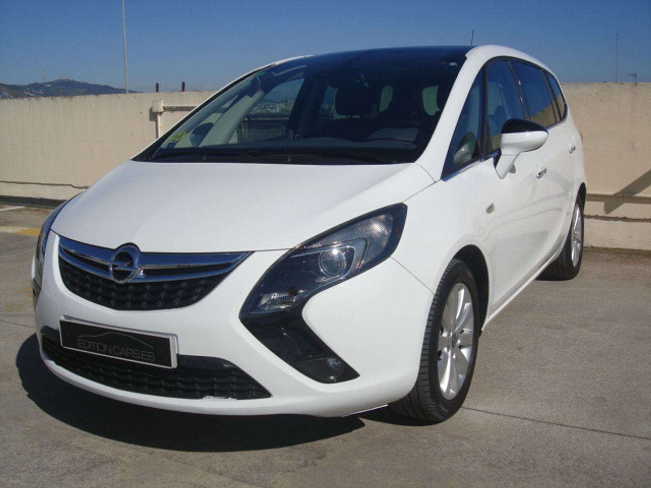 Foto opel zafira tourer    2012 /