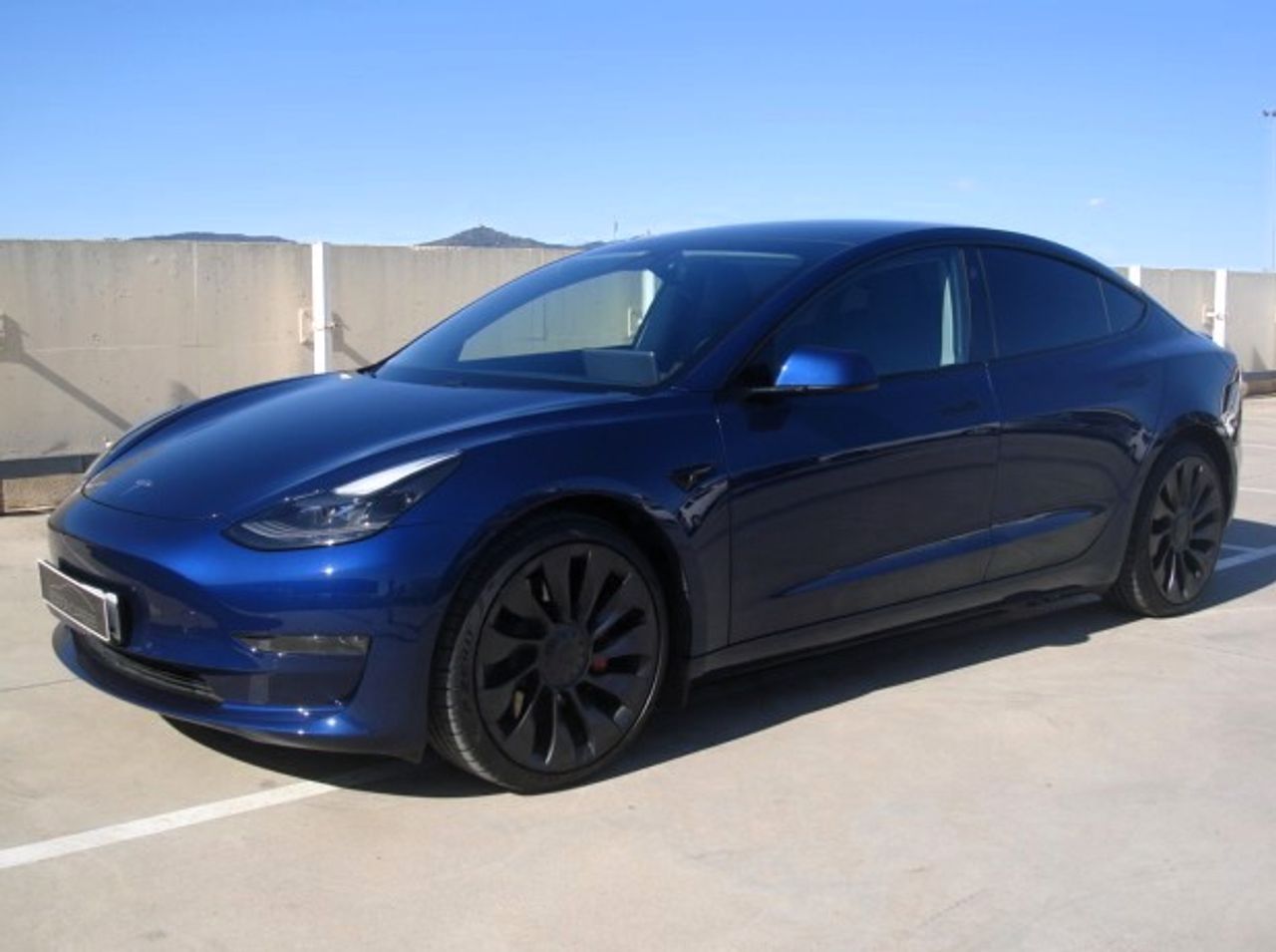 Foto tesla model 3 2022 /