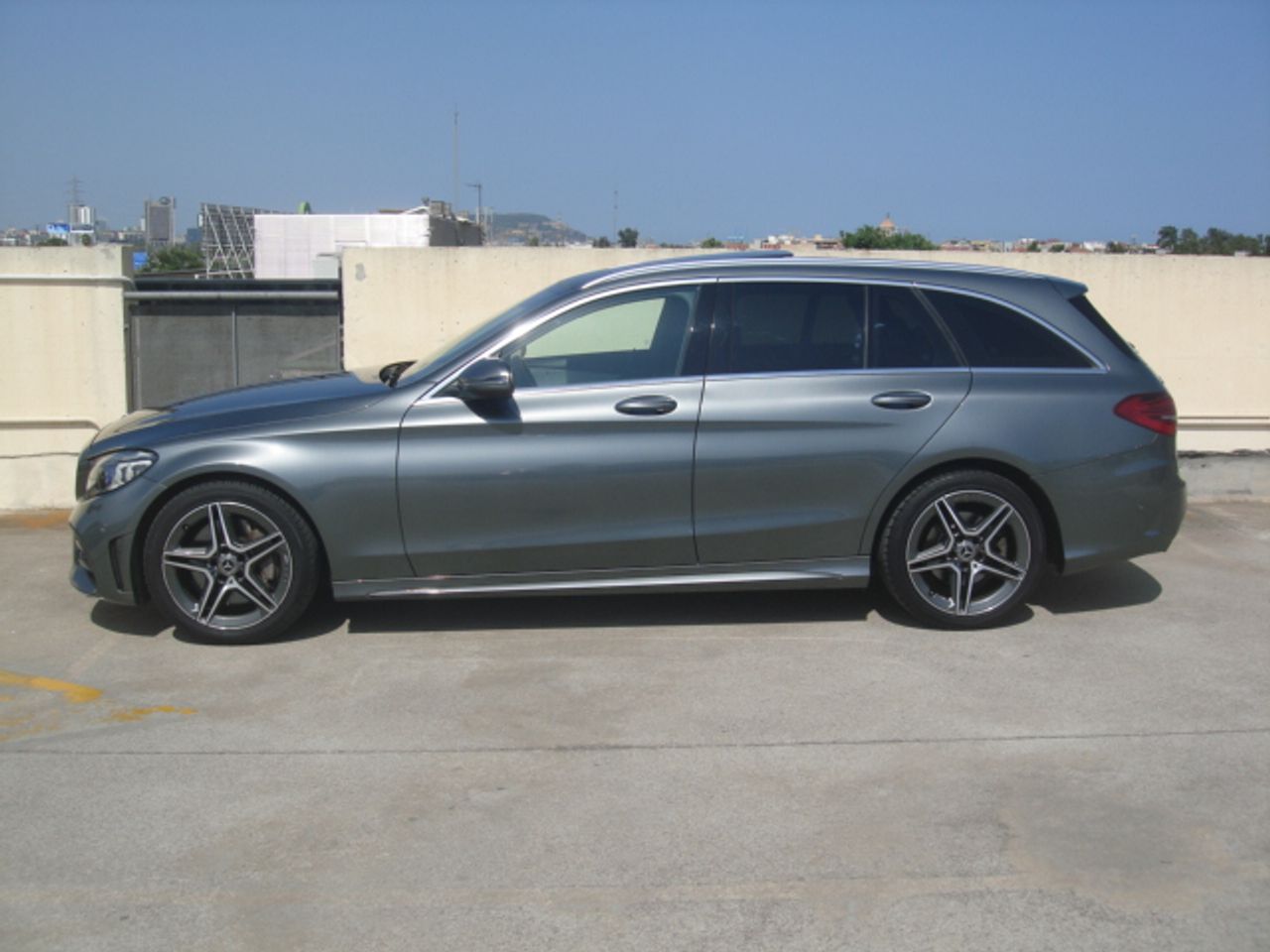 mercedes clase c 2021 / foto grande (3)
