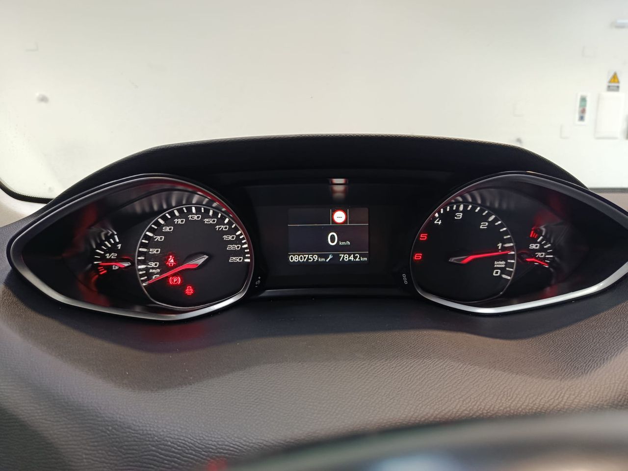 Peugeot 308 5p Active 1.5 BlueHDi 130 S&S - Foto 2