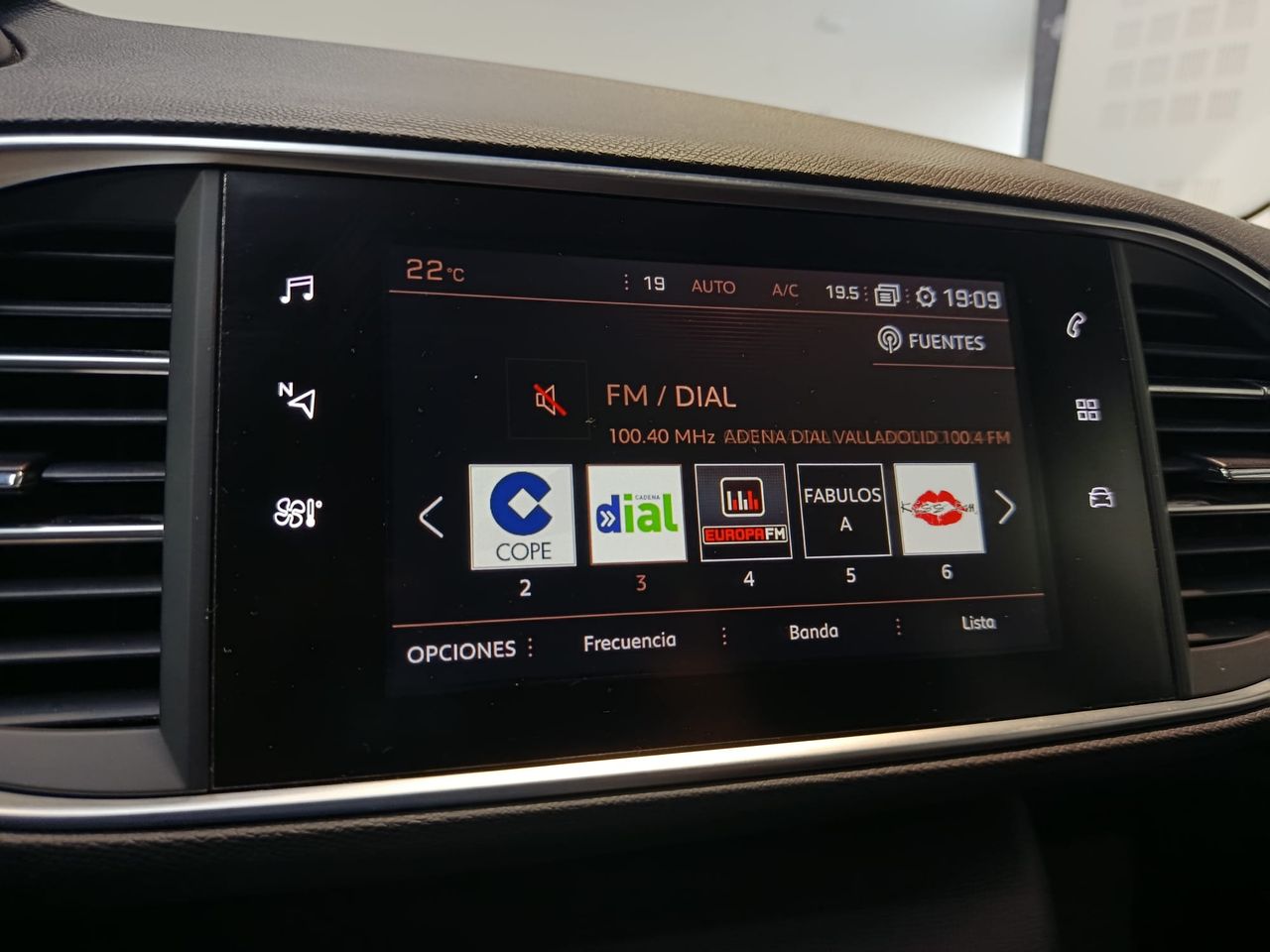Peugeot 308 5p Active 1.5 BlueHDi 130 S&S - Foto 2