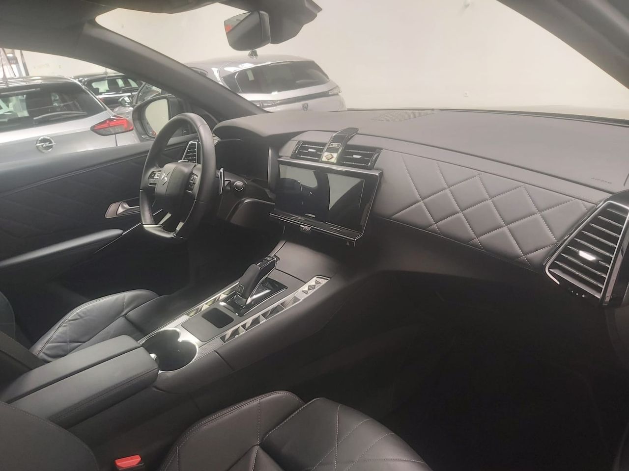 DS DS 7 7 Bastille BlueHDi 130 Aut. - Foto 2