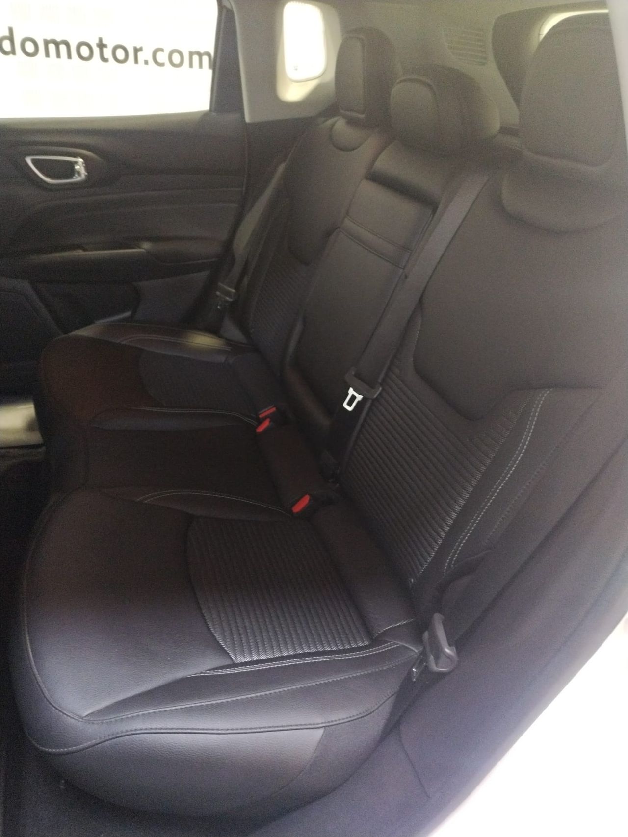 Jeep Compass eHYBRID 1.5 MHEV 96KW LIMITED DCT - Foto 2