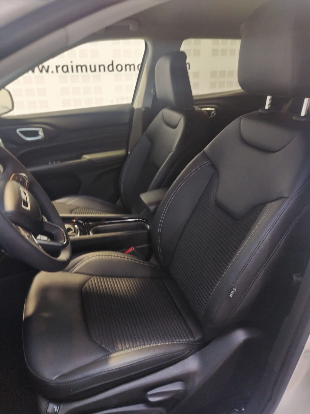 Jeep Compass eHYBRID 1.5 MHEV 96KW LIMITED DCT - Foto 2