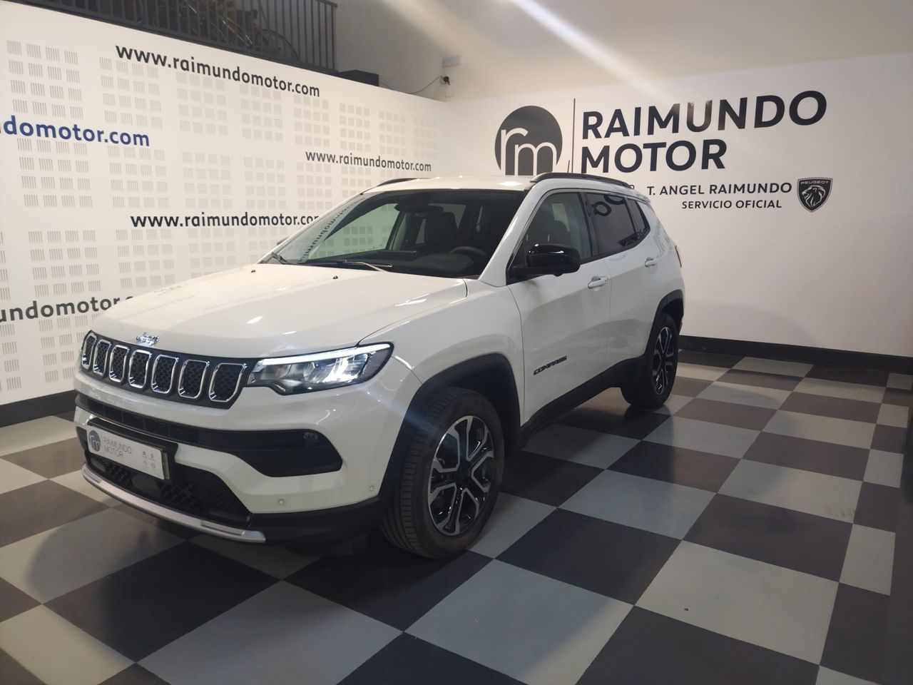 Jeep Compass eHYBRID 1.5 MHEV 96KW LIMITED DCT - Foto 2