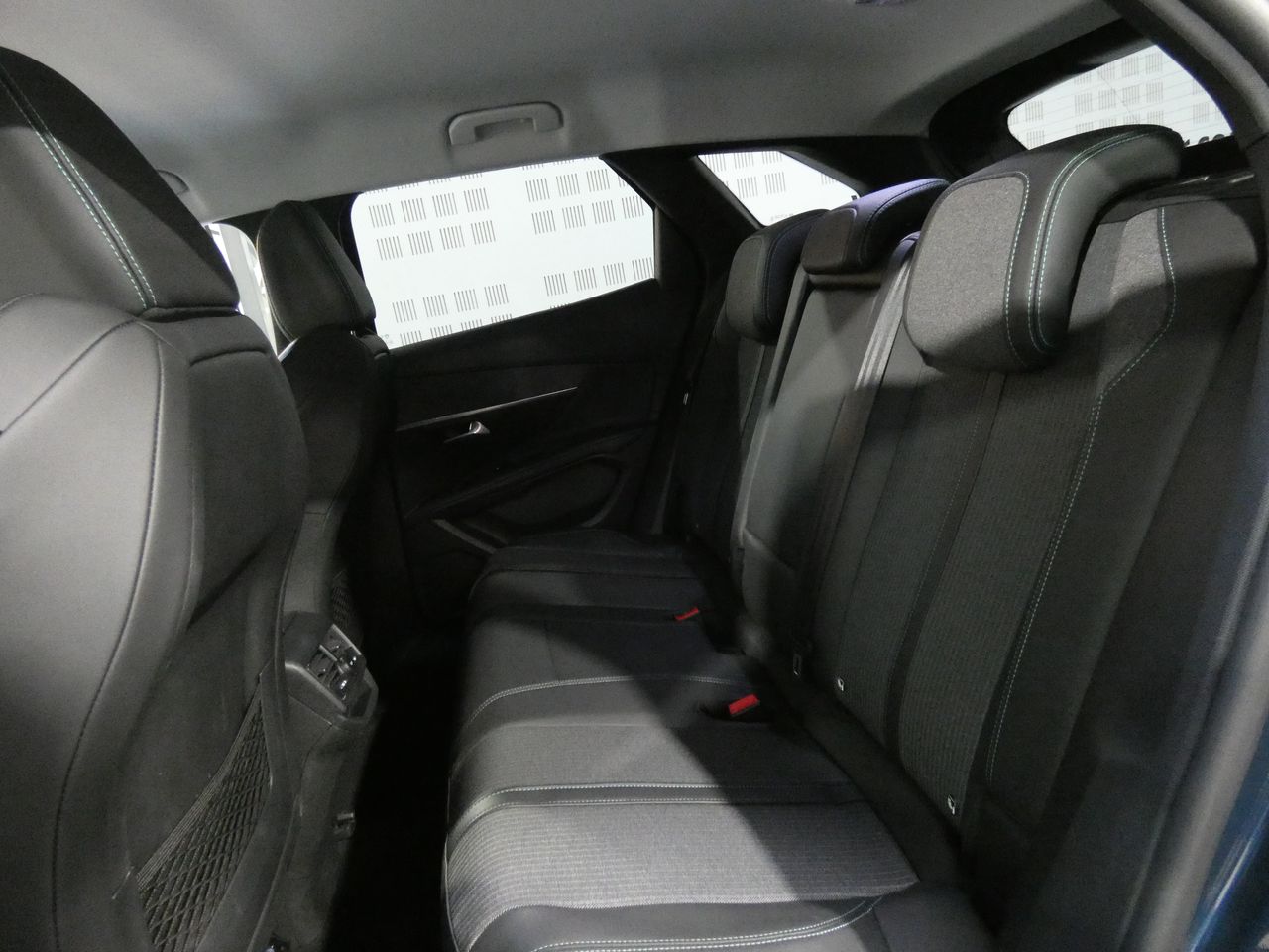Peugeot 3008 Hybrid 136 e-DCS6 Allure - Foto 2