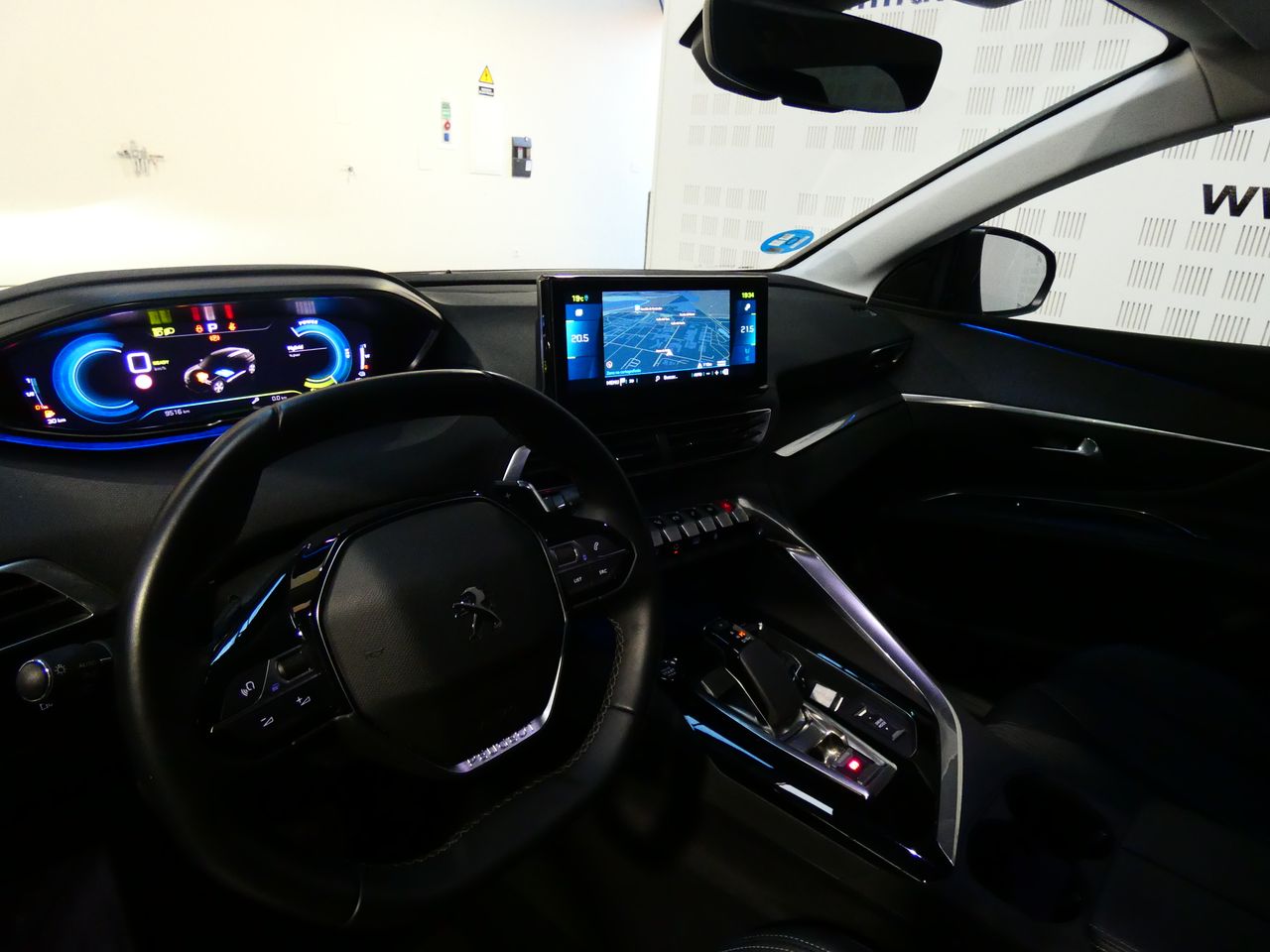 Peugeot 3008 Hybrid 136 e-DCS6 Allure - Foto 2