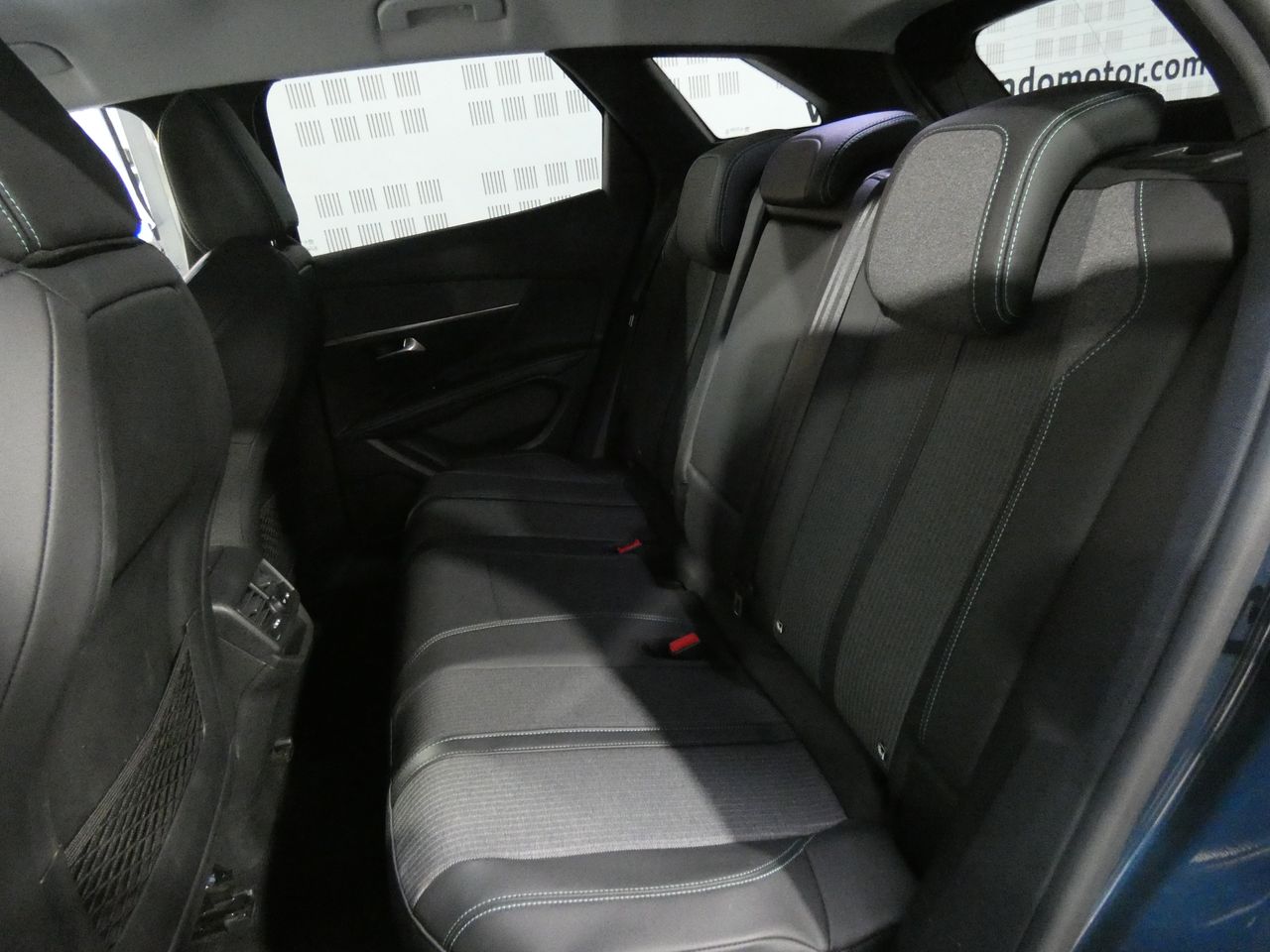Peugeot 3008 Hybrid 136 e-DCS6 Allure - Foto 2