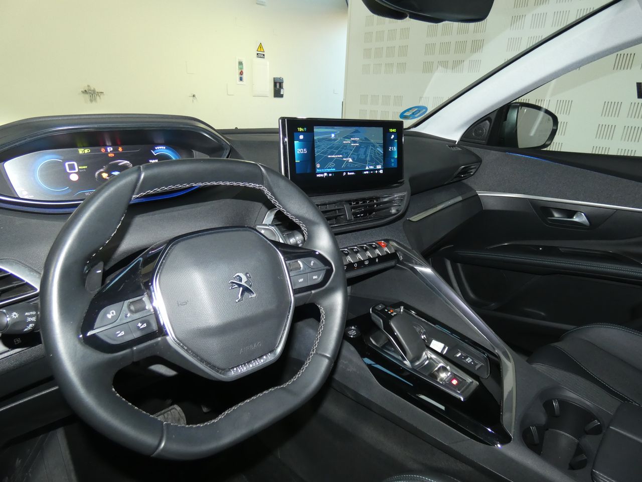 Peugeot 3008 Hybrid 136 e-DCS6 Allure - Foto 2