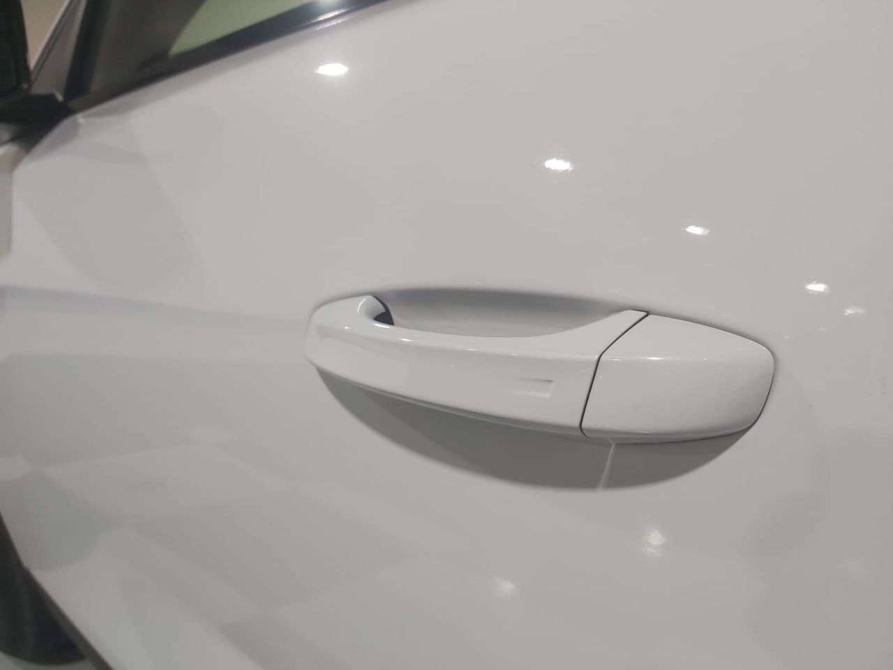 Peugeot 408 Allure PureTech 130 S&S EAT8 - Foto 2