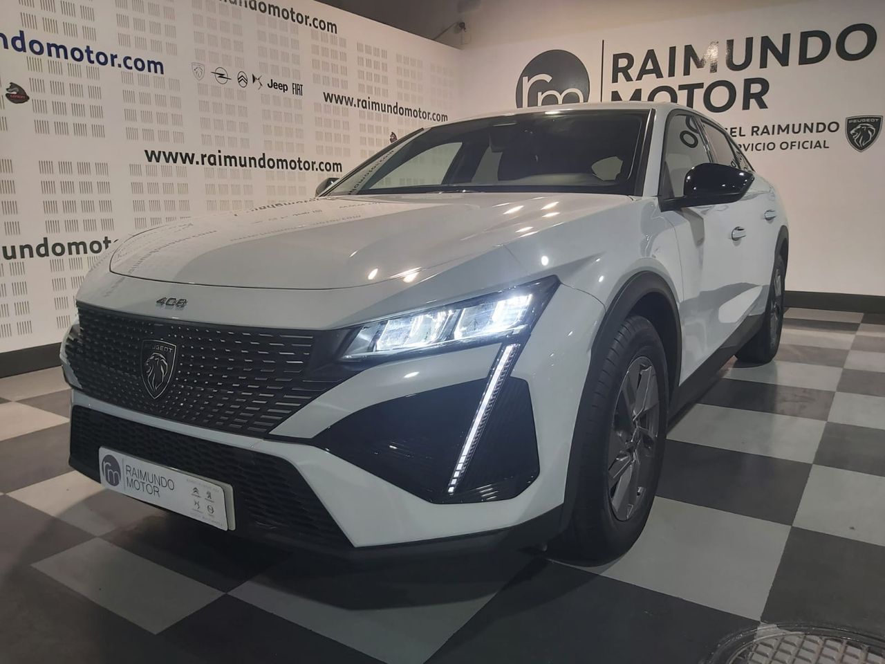 Peugeot 408 Allure PureTech 130 S&S EAT8 - Foto 2