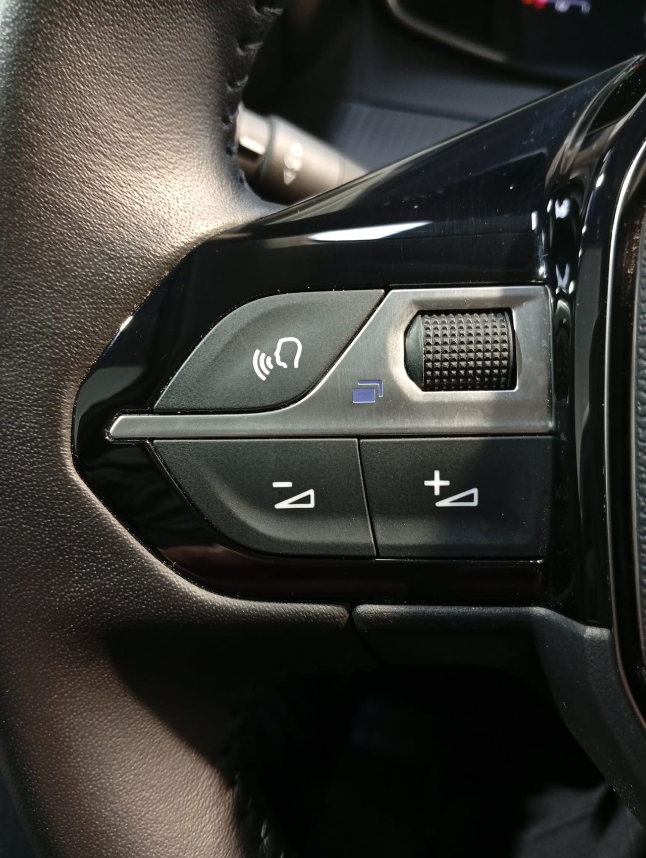 Peugeot 208 Allure Puretech 100 - Foto 2