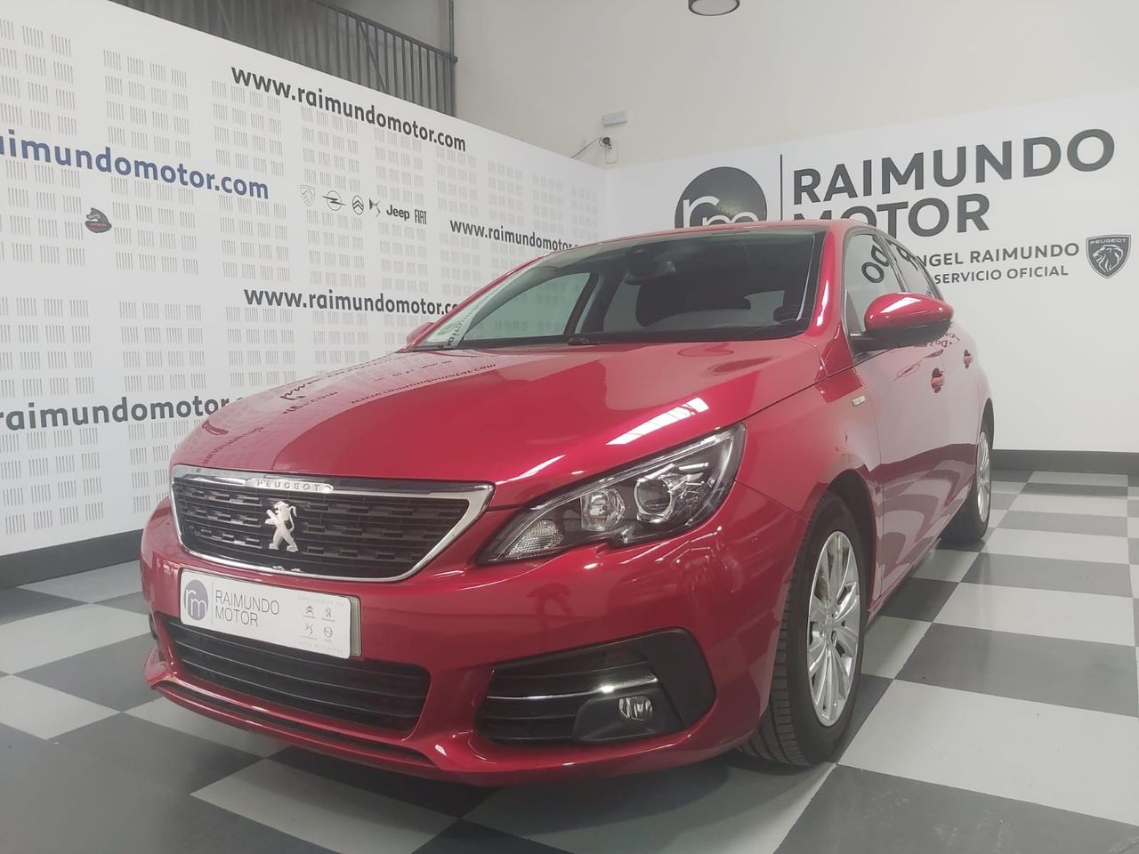 Foto peugeot 308 5p style bluehdi 130 ss 6 vel. man