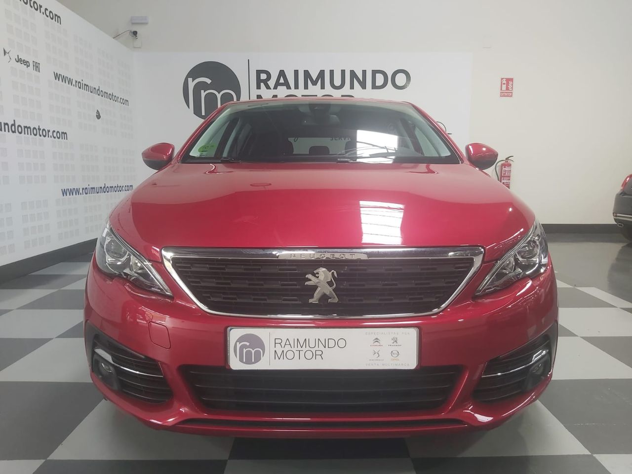 peugeot 308 5p style bluehdi 130 ss 6 vel. man foto grande (3)
